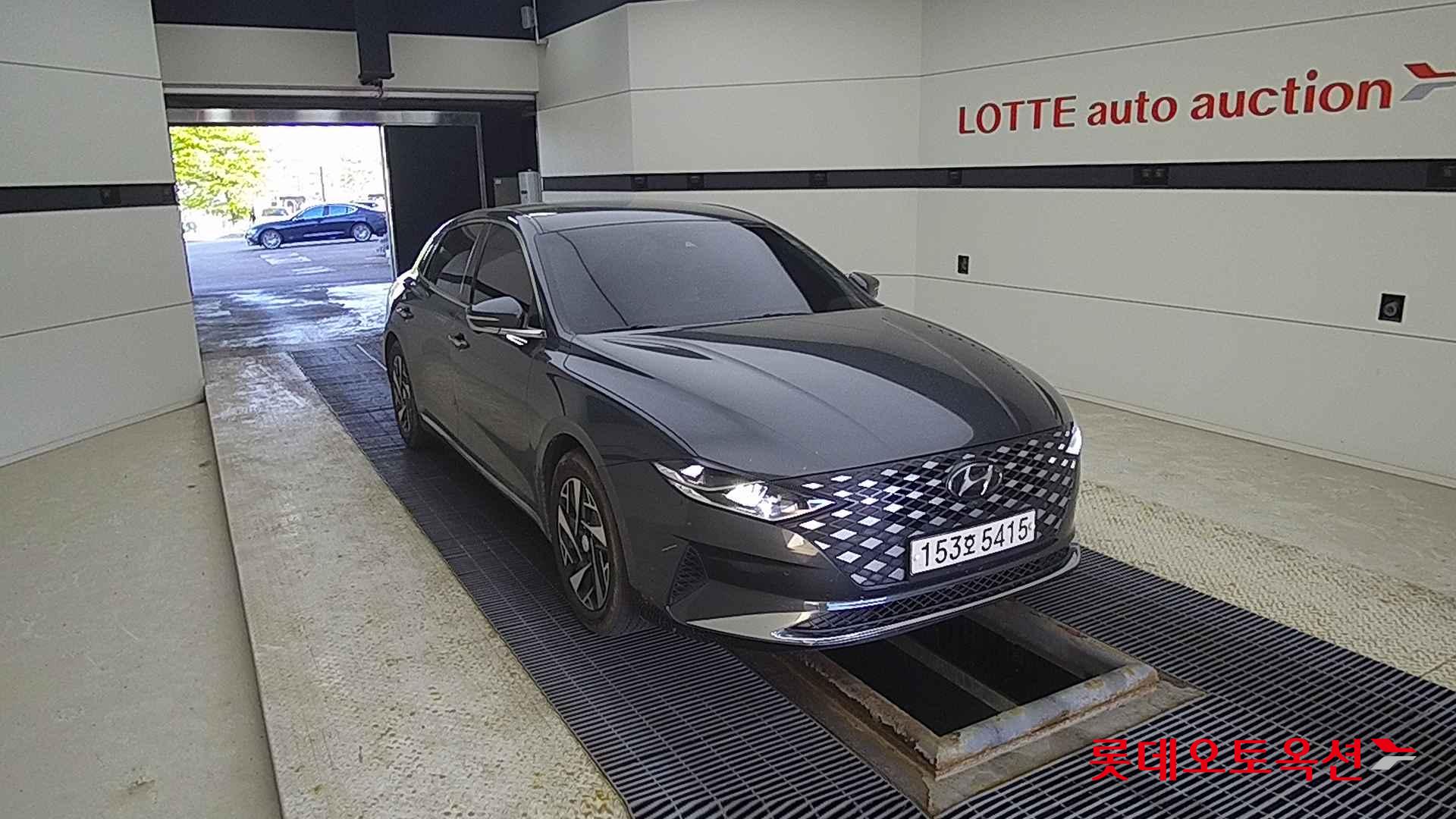 Hyundai Grandeur Hybrid id 2684465 из Кореи 15