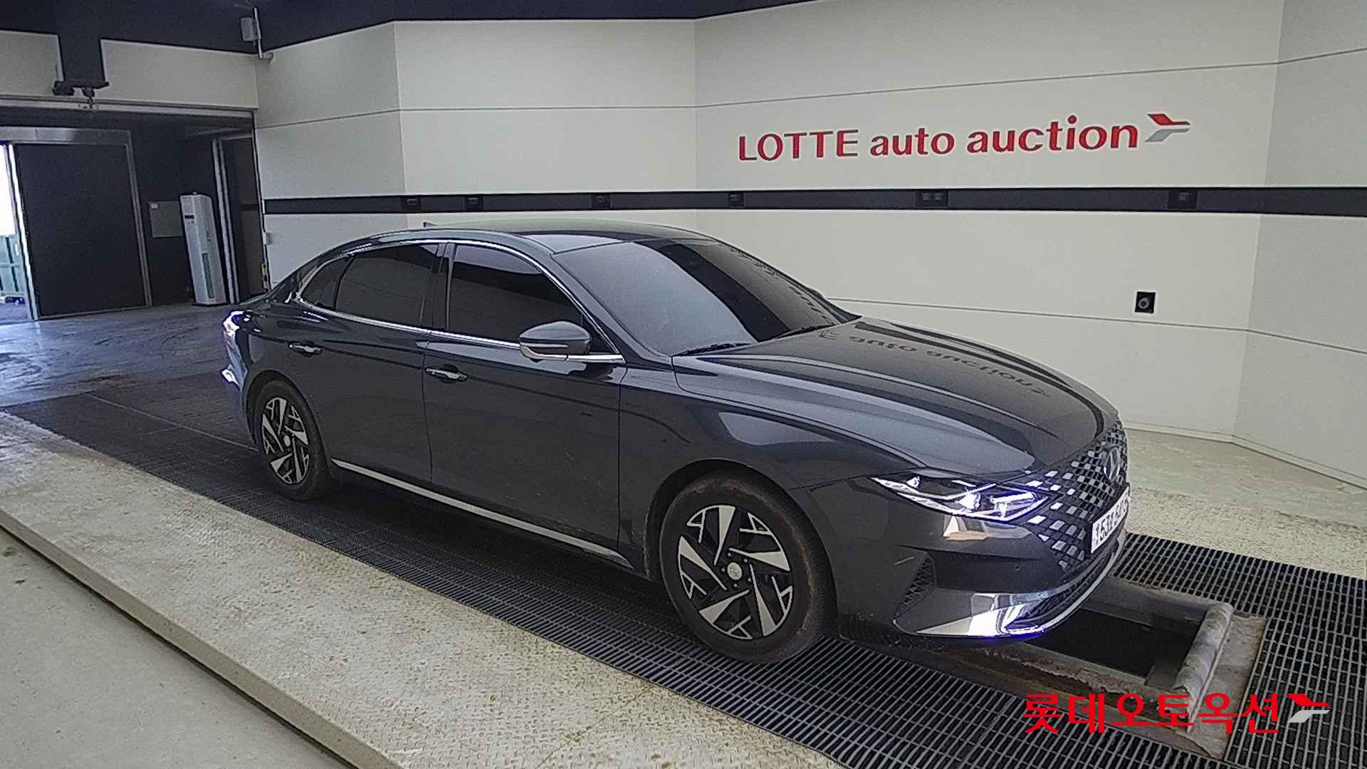 Hyundai Grandeur Hybrid id 2684465 из Кореи 16