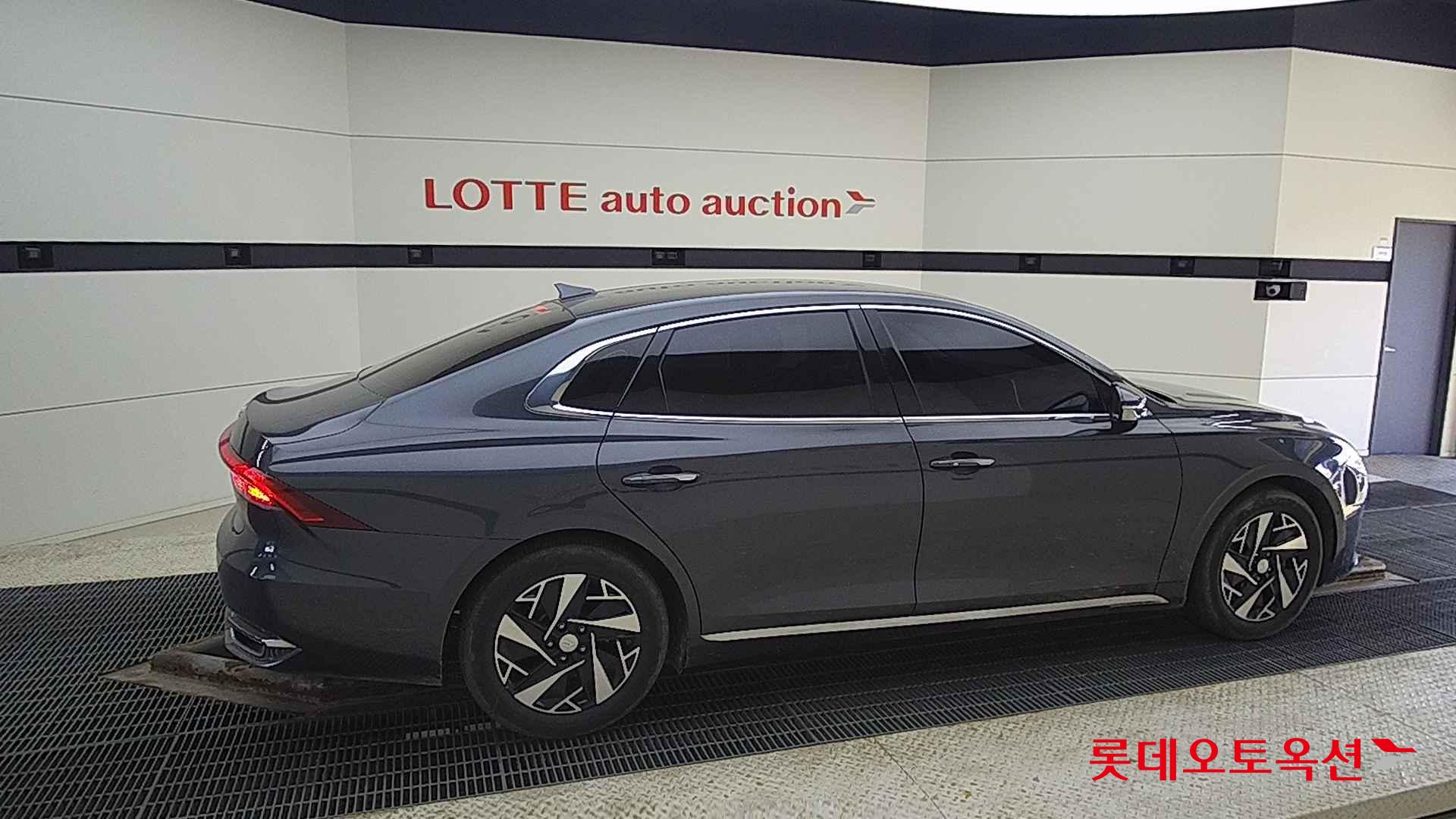 Hyundai Grandeur Hybrid id 2684465 из Кореи 18