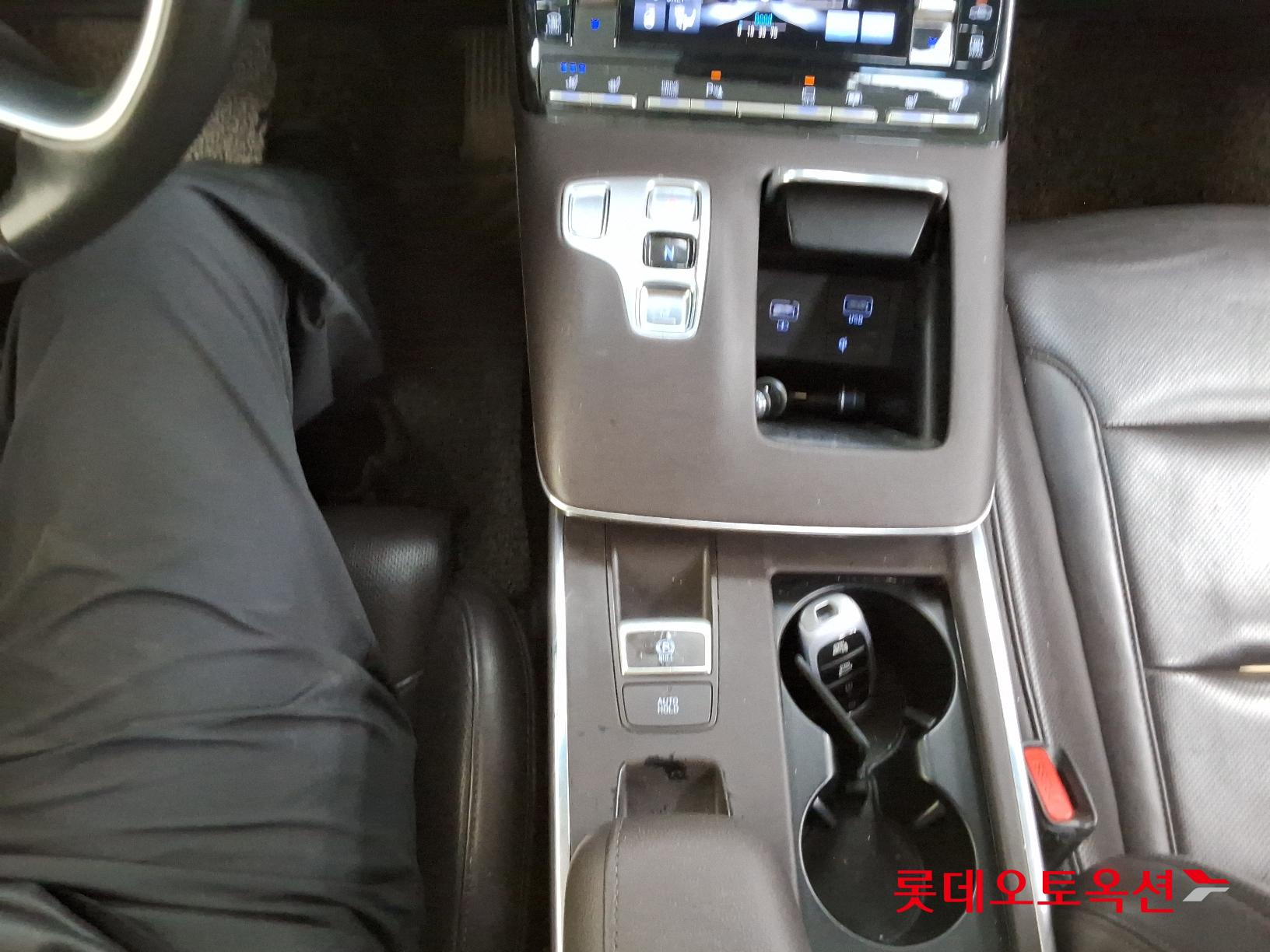 Hyundai Grandeur Hybrid id 2684465 из Кореи 31