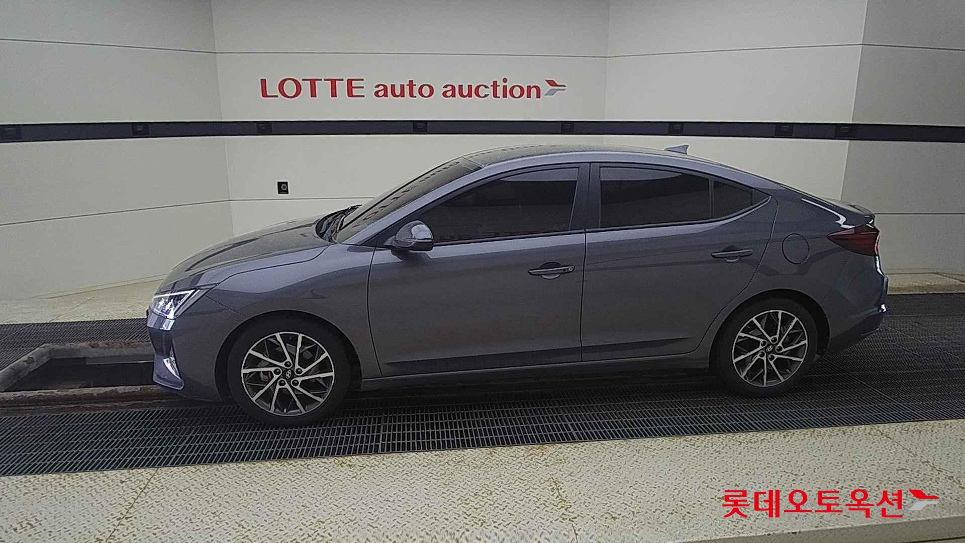 Hyundai Avante id 2698400 из Кореи 7