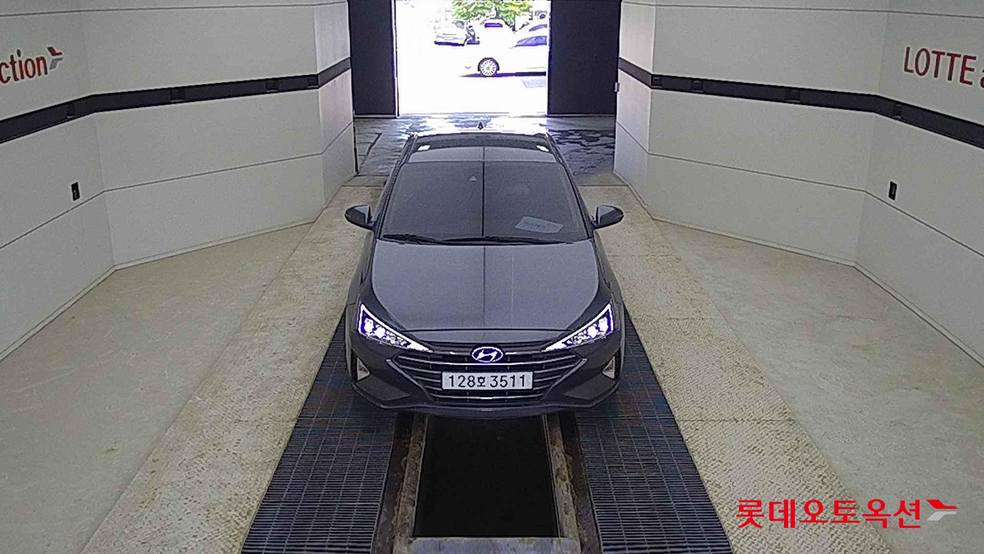Hyundai Avante id 2698400 из Кореи 8