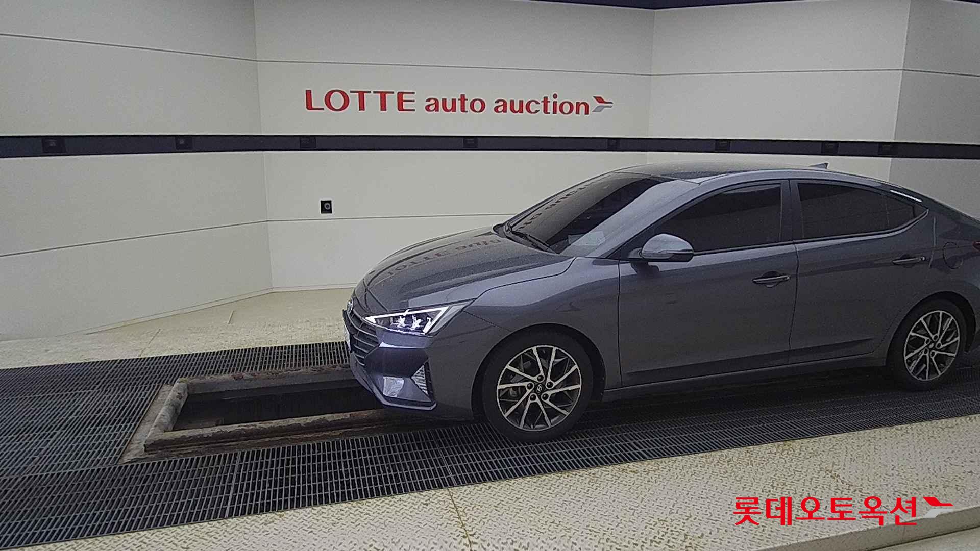 Hyundai Avante id 2698400 из Кореи 12