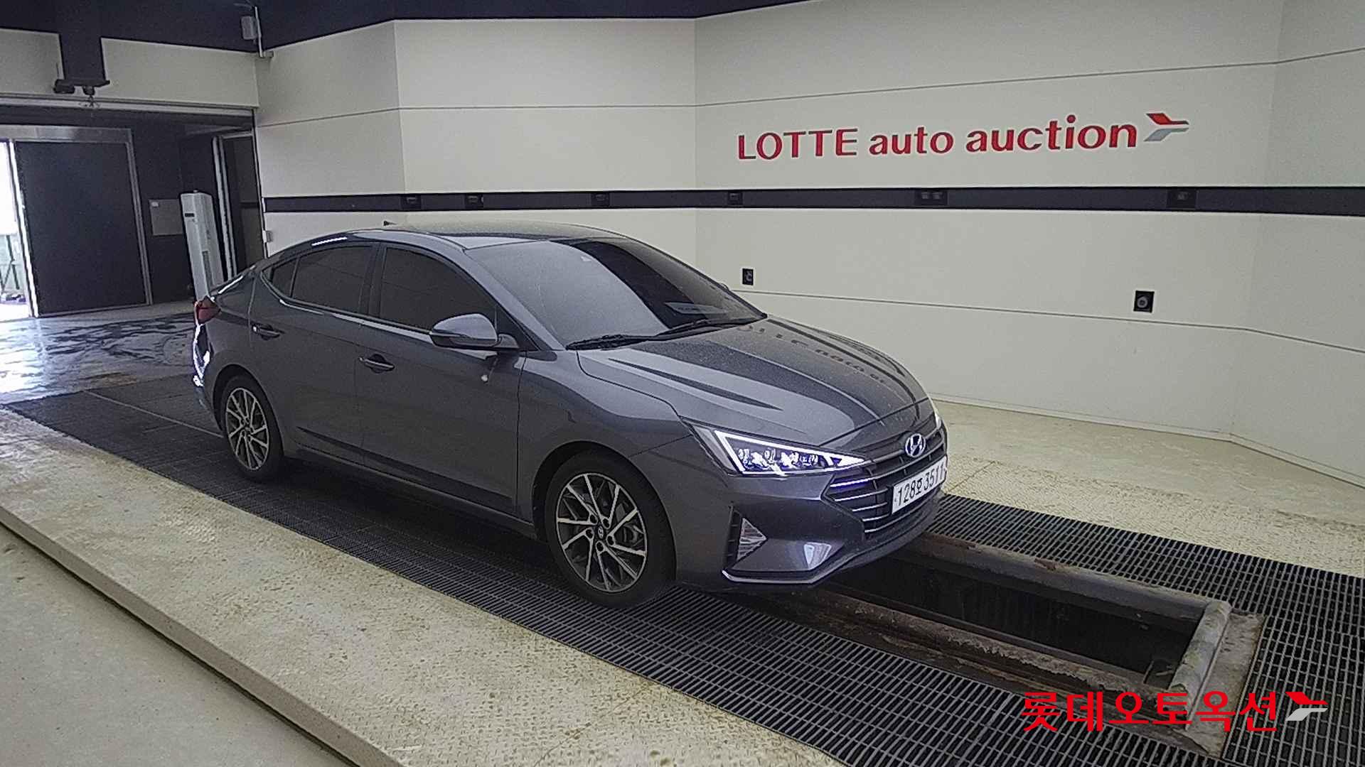 Hyundai Avante id 2698400 из Кореи 16