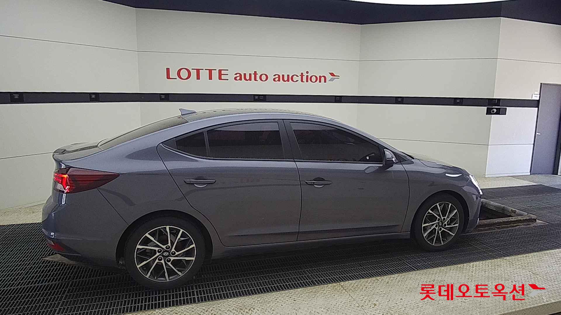 Hyundai Avante id 2698400 из Кореи 18