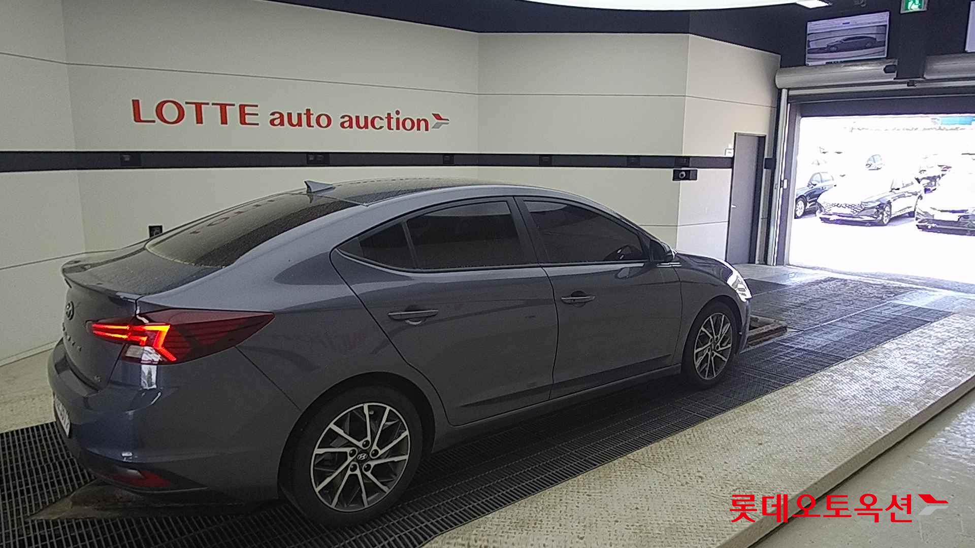 Hyundai Avante id 2698400 из Кореи 19