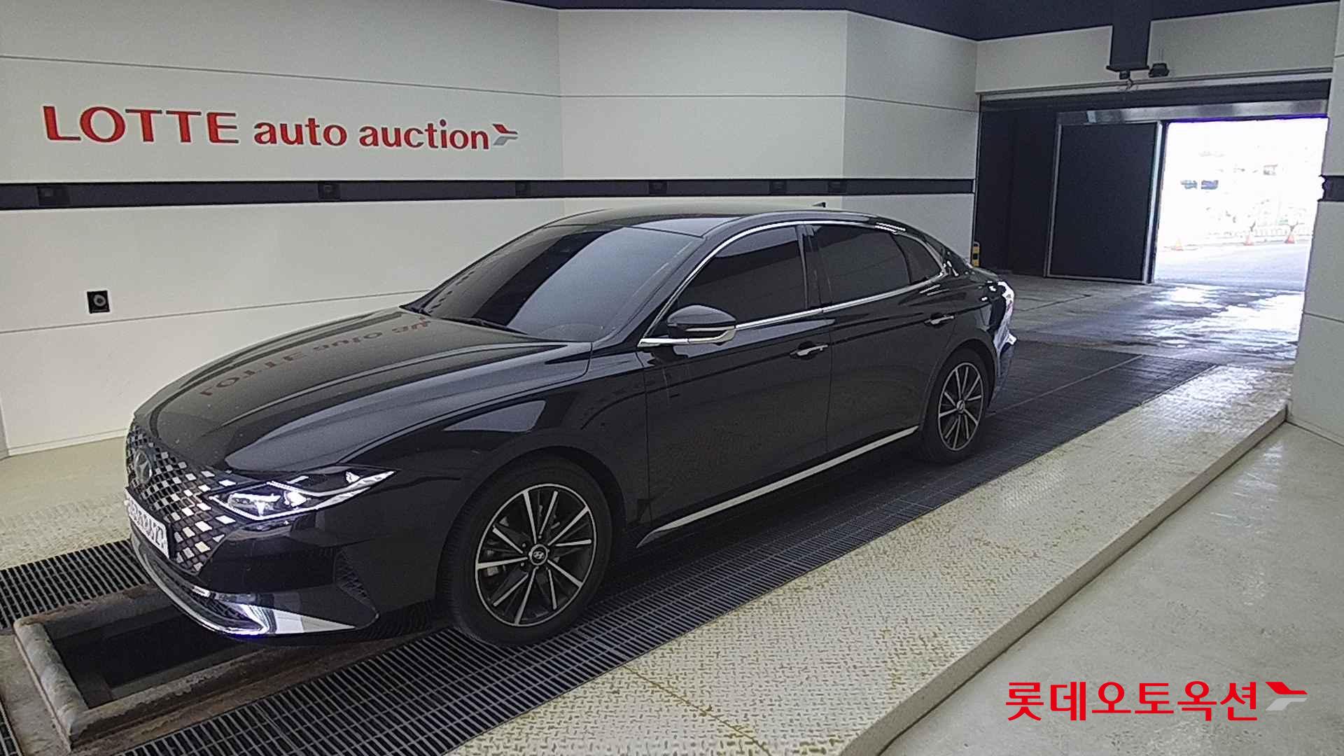 Hyundai Grandeur id 2698336 из Кореи 13