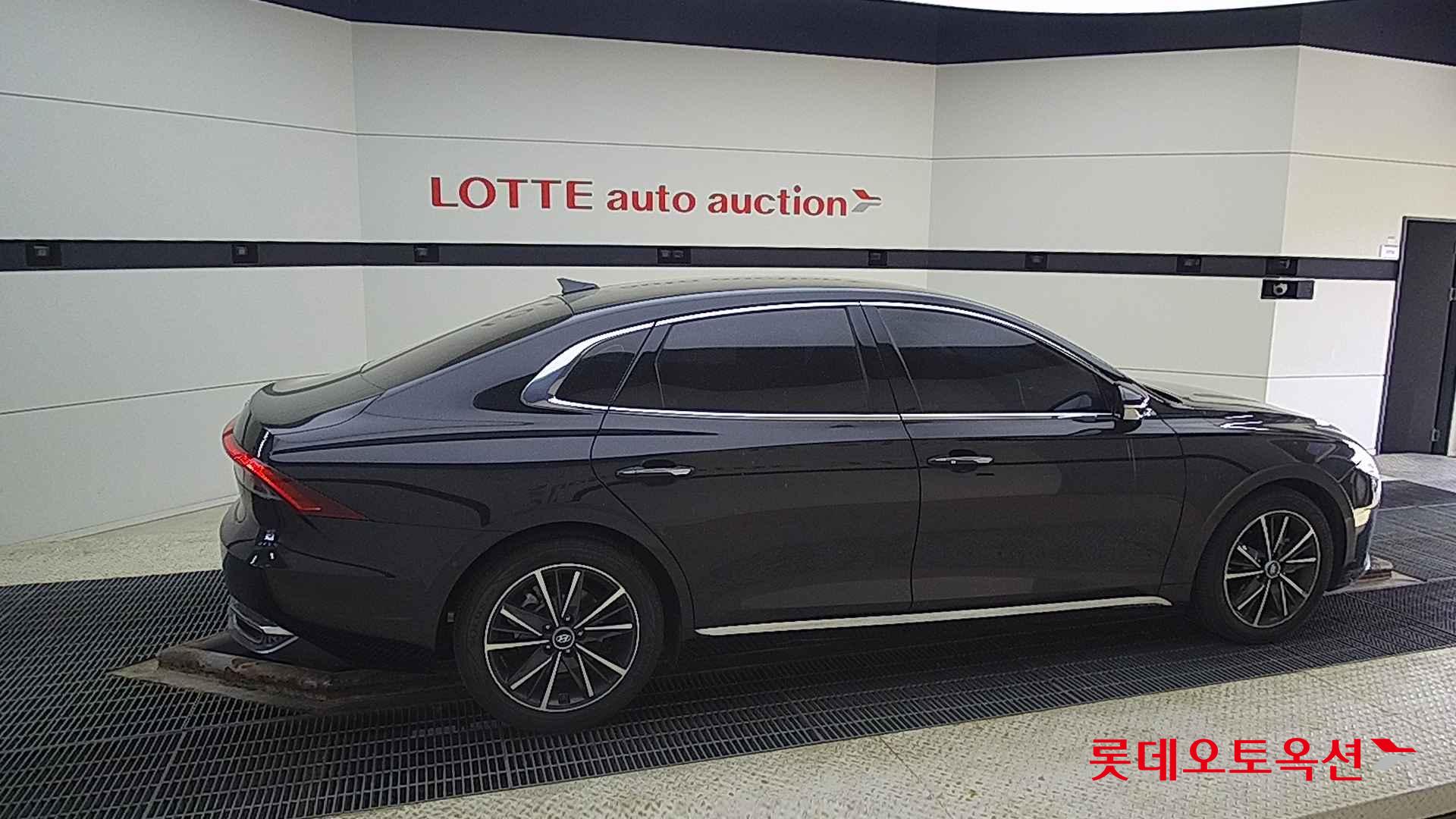 Hyundai Grandeur id 2698336 из Кореи 18