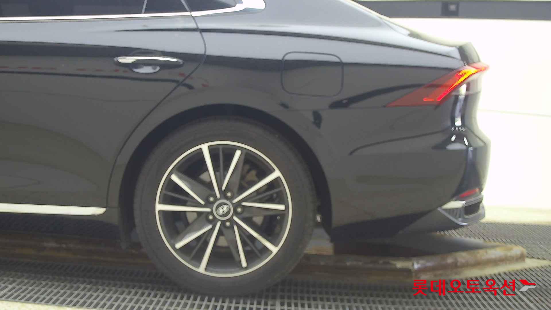 Hyundai Grandeur id 2698336 из Кореи 22