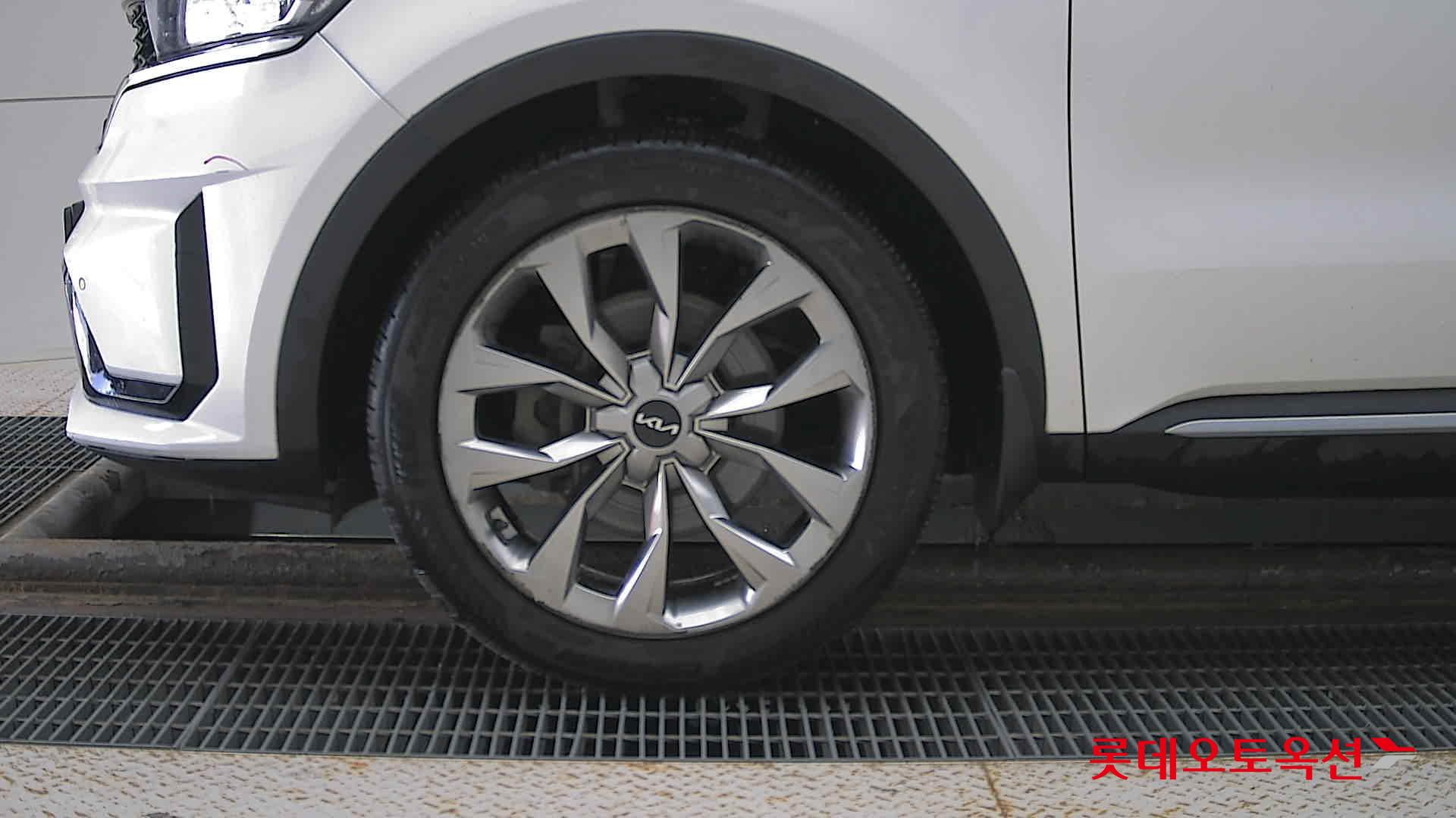 Kia Sorento id 2842120 из Кореи 21