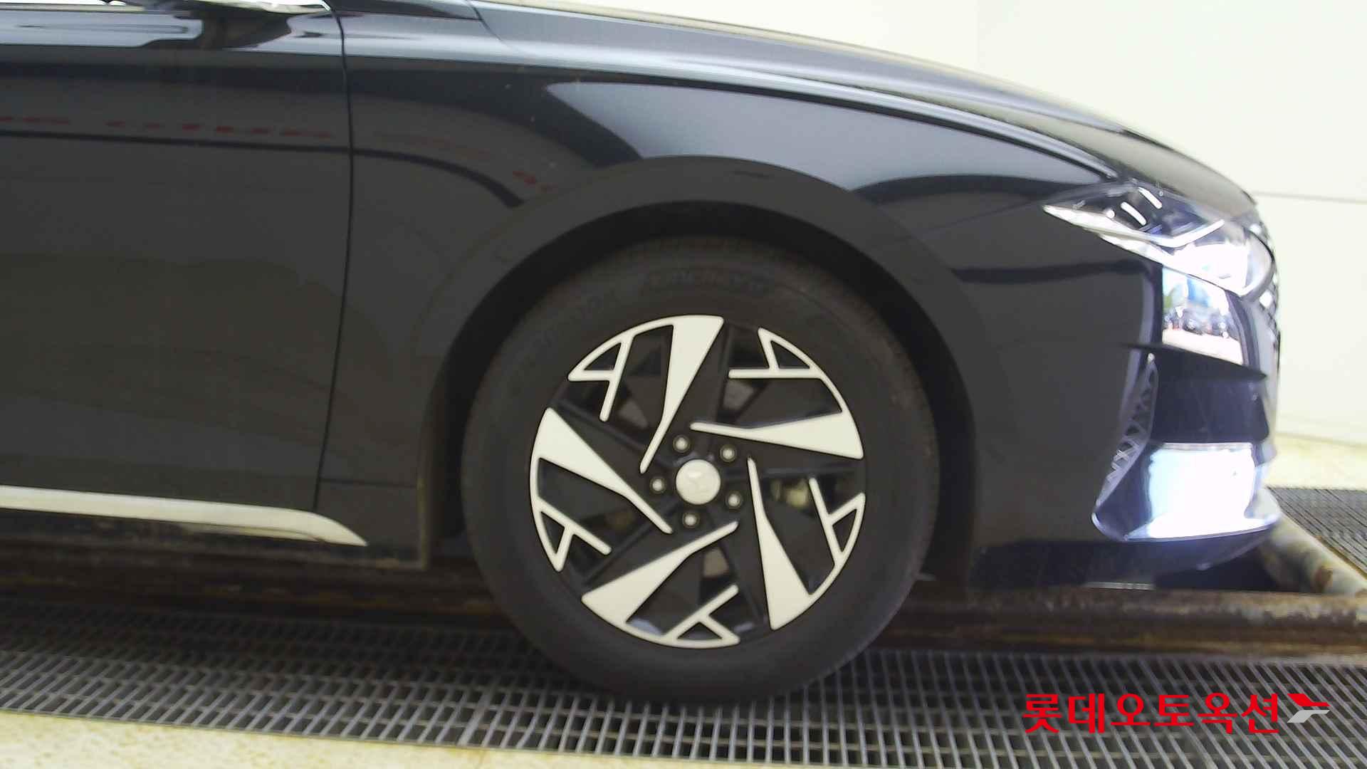 Hyundai Grandeur Hybrid id 2698398 из Кореи 23