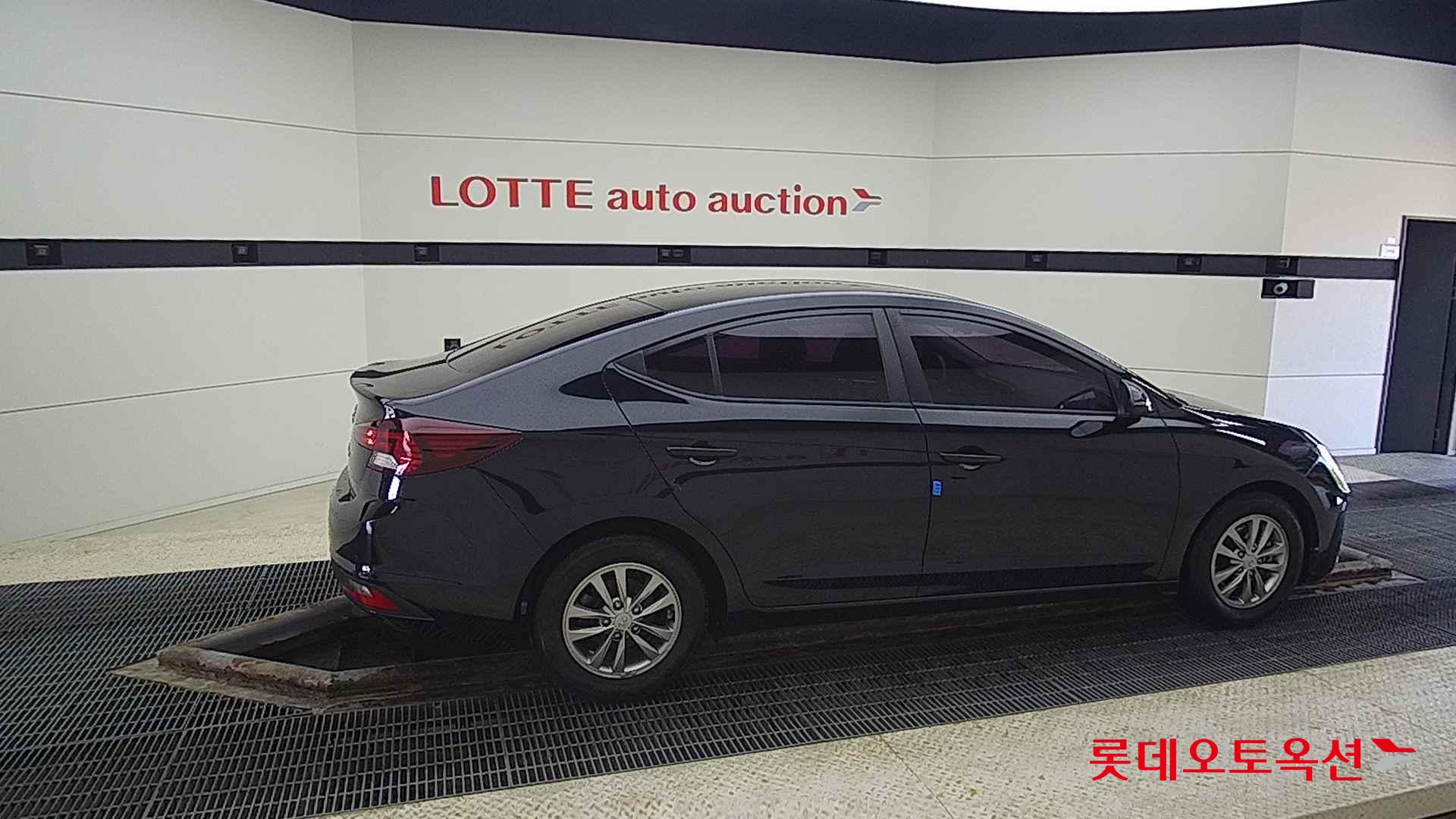 Hyundai Avante id 2698314 из Кореи 18