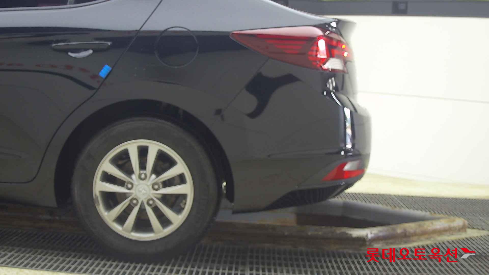 Hyundai Avante id 2698314 из Кореи 22