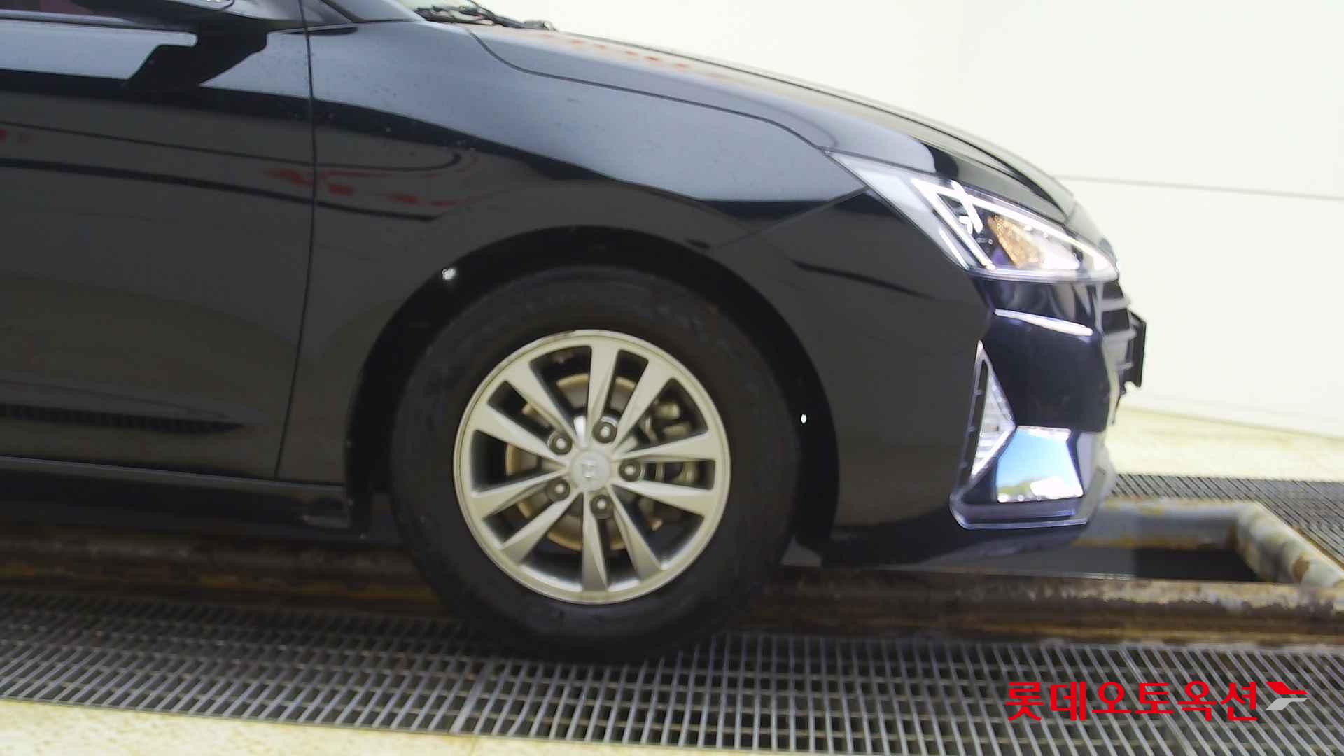 Hyundai Avante id 2698314 из Кореи 23