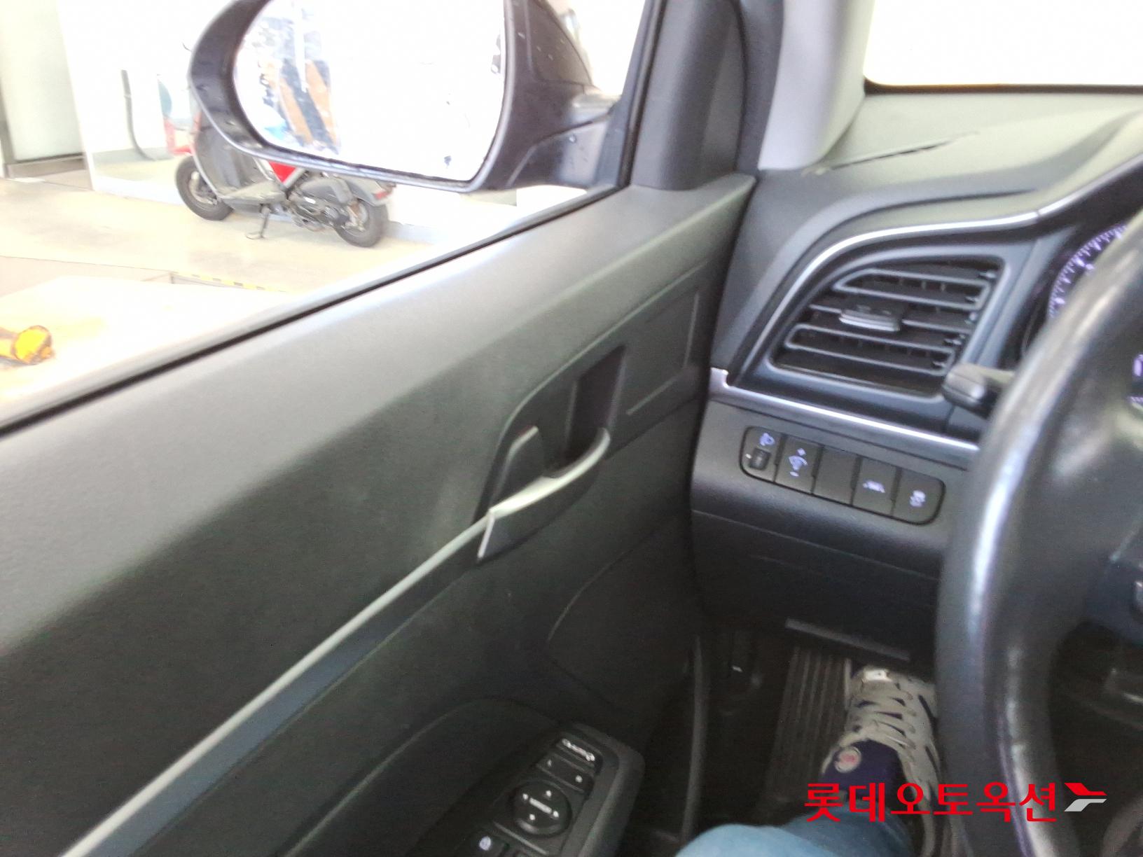 Hyundai Avante id 2698358 из Кореи 28