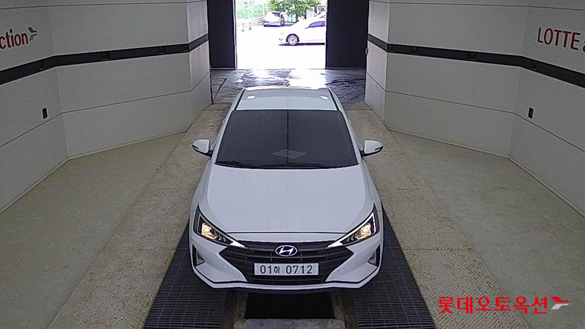 Hyundai Avante id 2720452 из Кореи 8