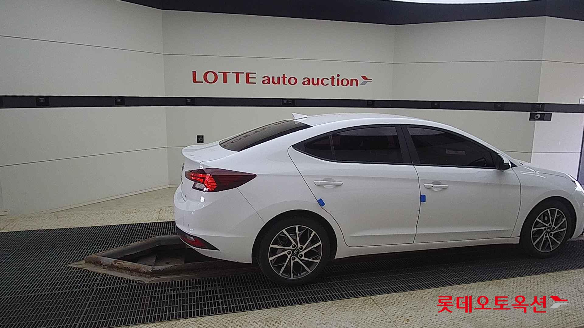 Hyundai Avante id 2720452 из Кореи 18
