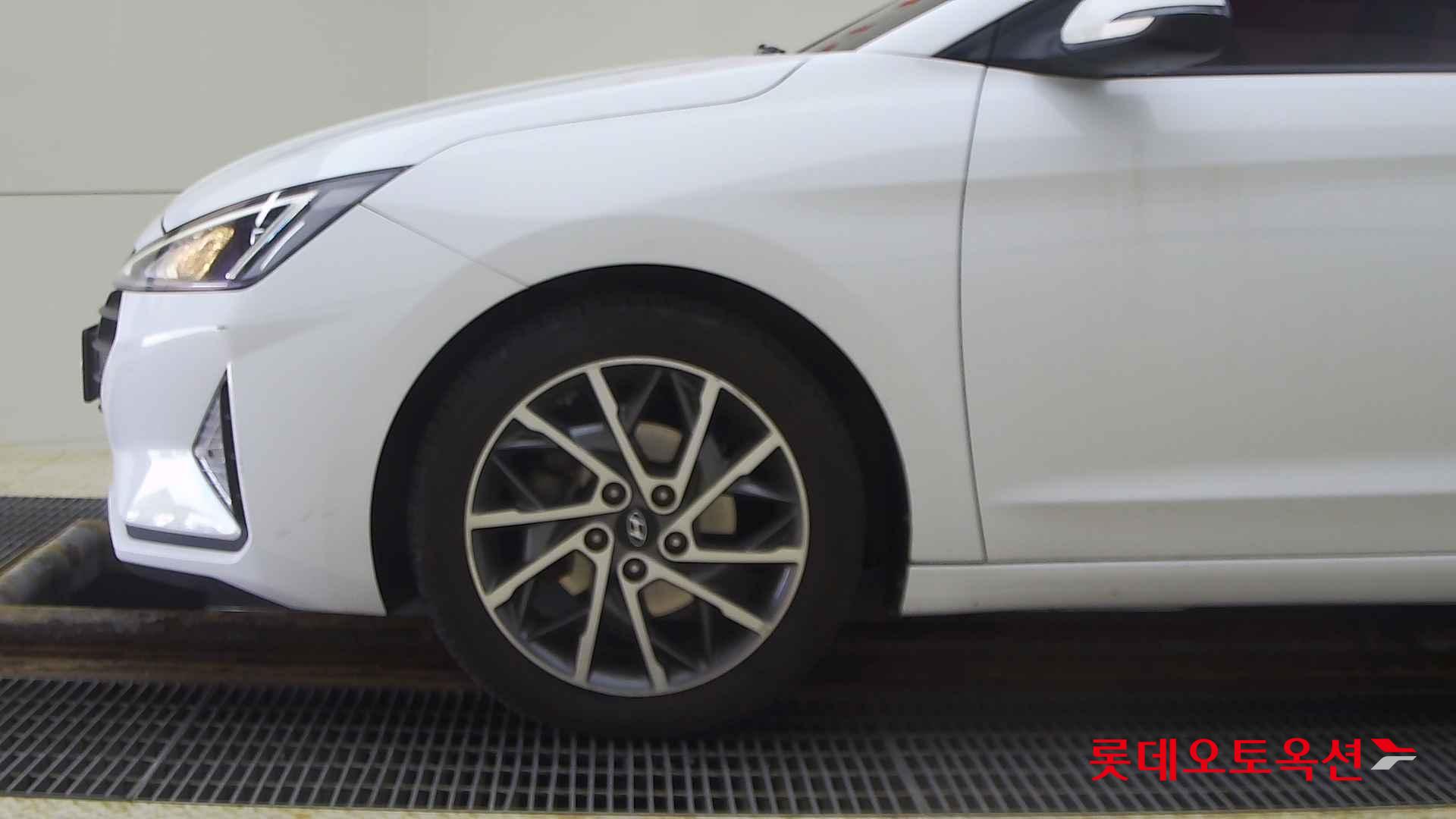 Hyundai Avante id 2720452 из Кореи 21