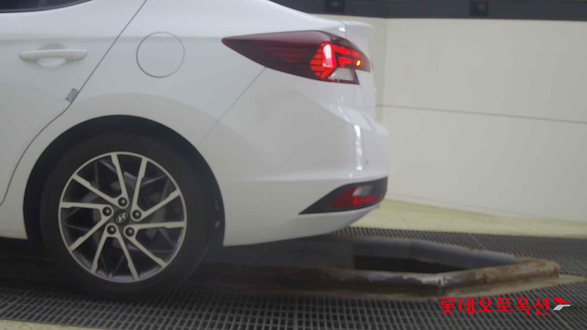 Hyundai Avante id 2720452 из Кореи 22