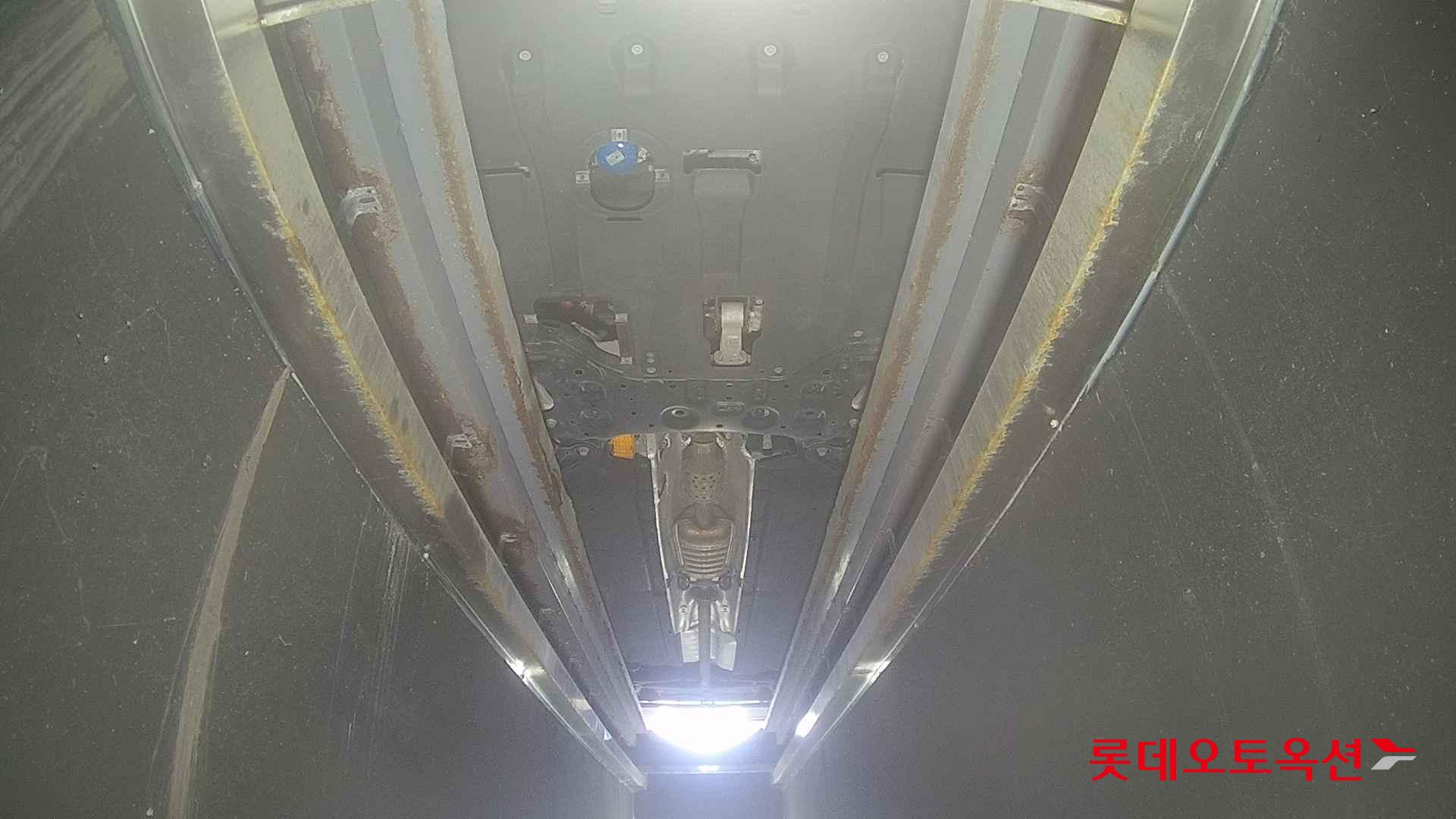 Hyundai Granger Hybrid id 2684438 из Кореи 26