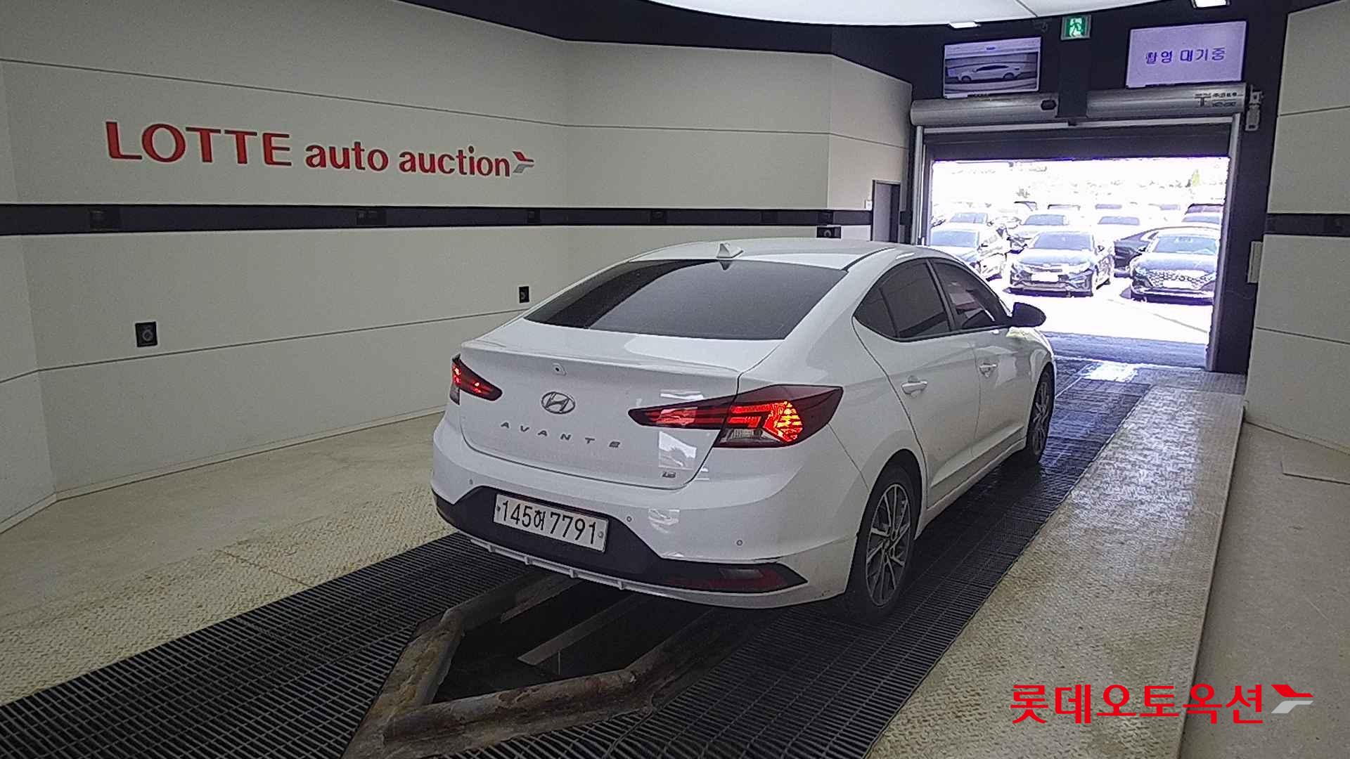 Hyundai Avante id 2698390 из Кореи 20