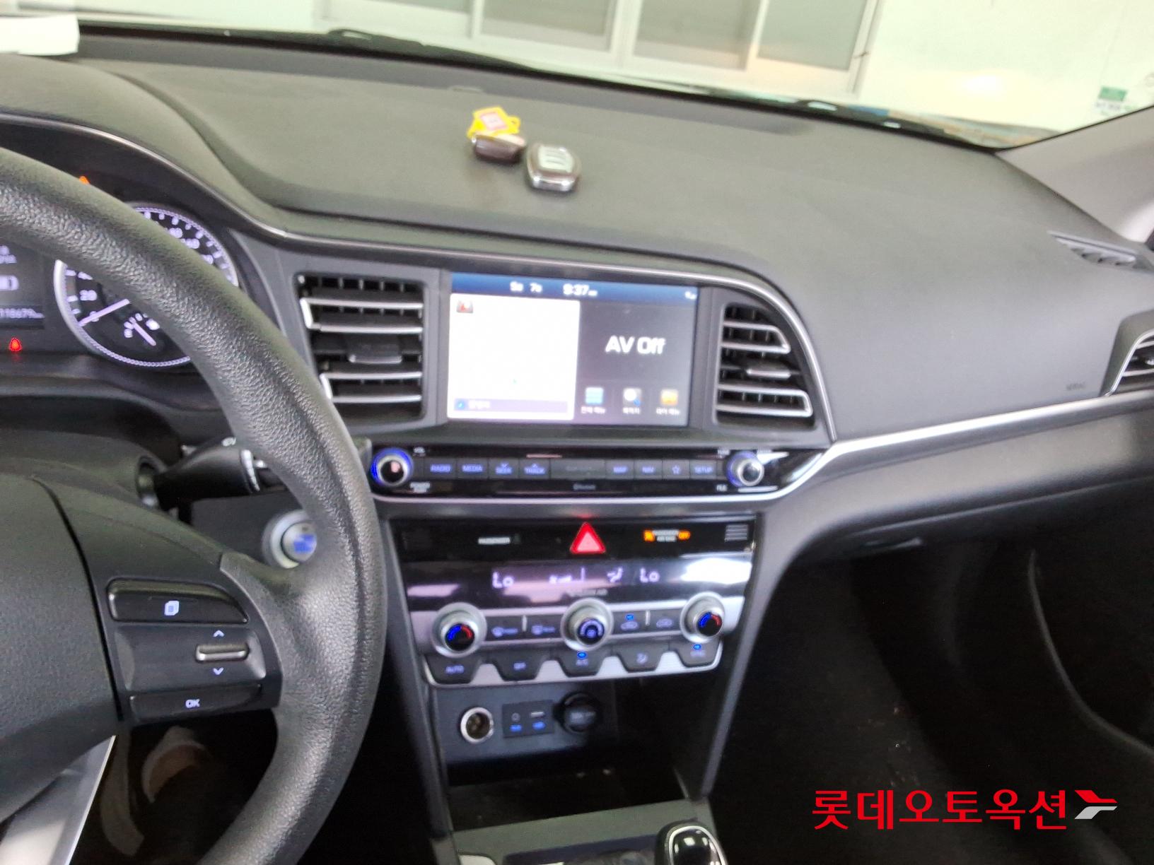 Hyundai Avante id 2698390 из Кореи 31