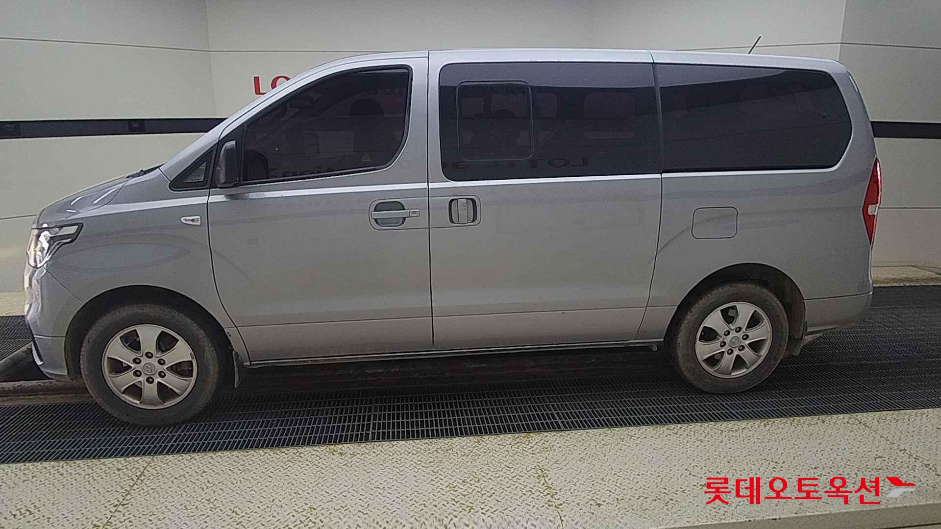 Hyundai Grand Starex id 2703918 из Кореи 7