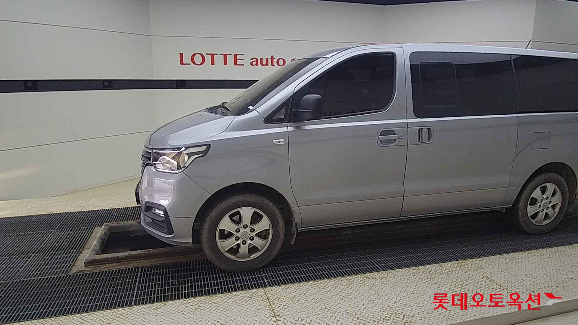 Hyundai Grand Starex id 2703918 из Кореи 12