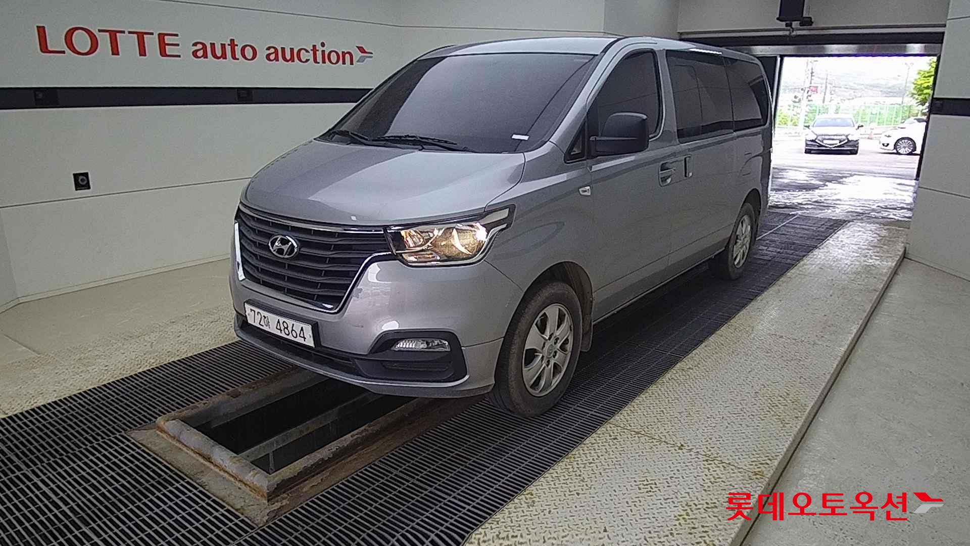 Hyundai Grand Starex id 2703918 из Кореи 14