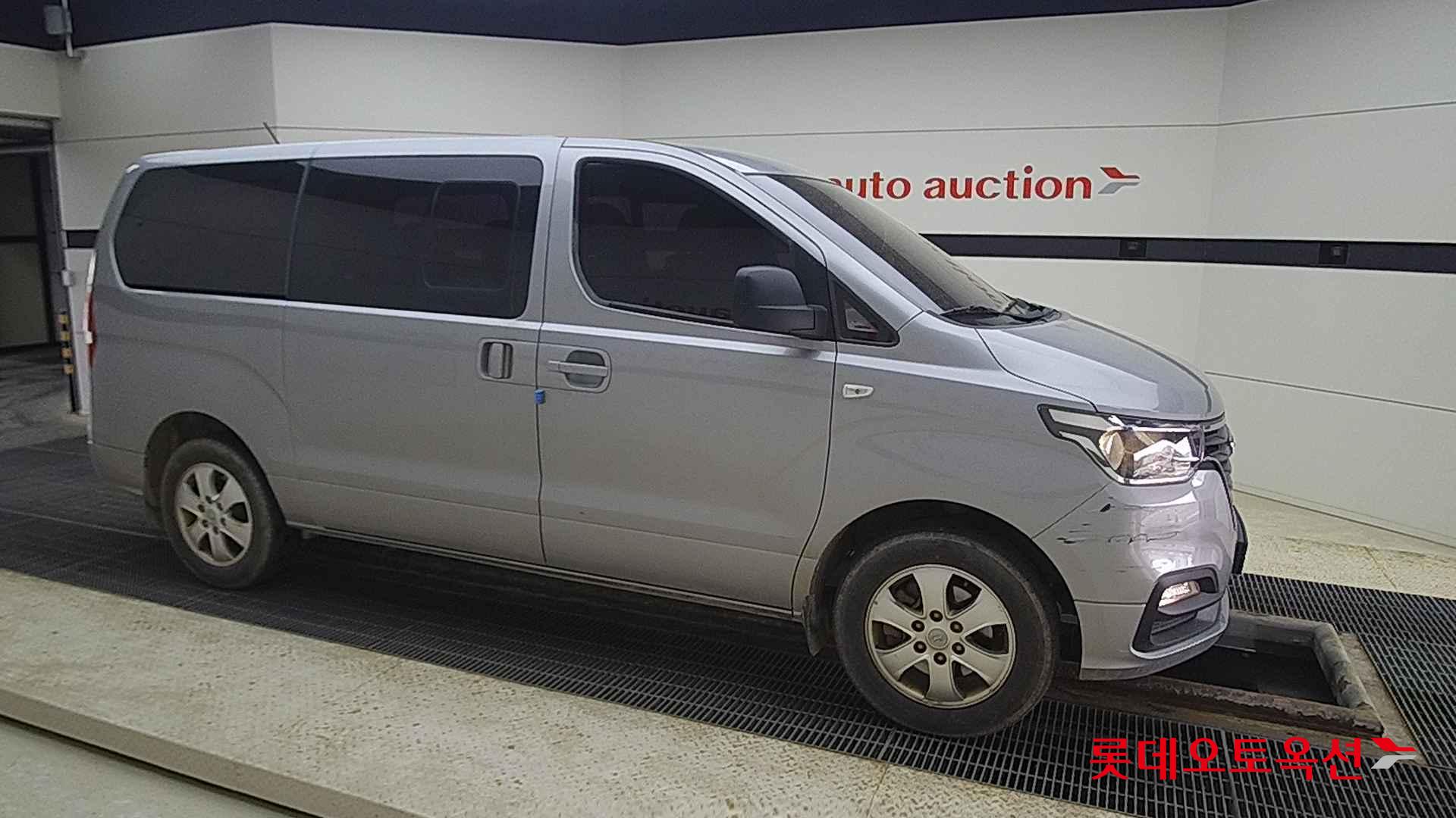 Hyundai Grand Starex id 2703918 из Кореи 17
