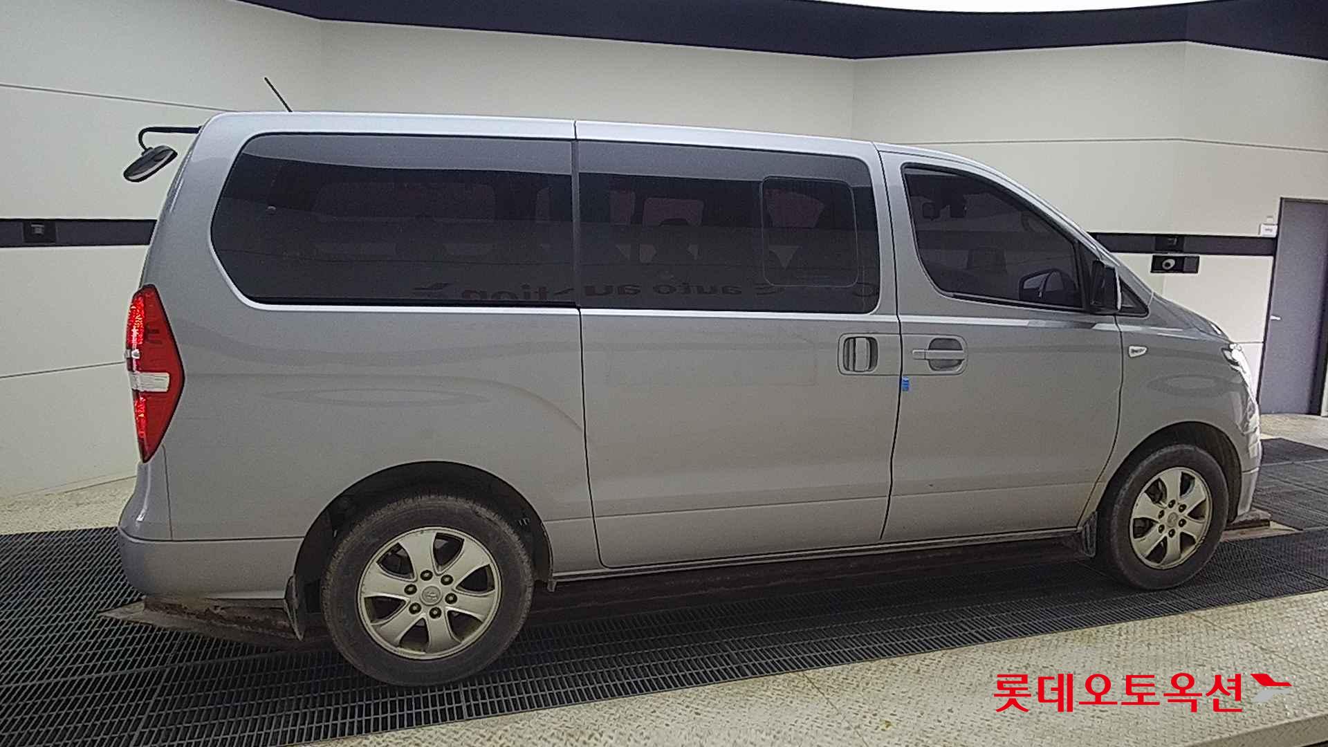 Hyundai Grand Starex id 2703918 из Кореи 18