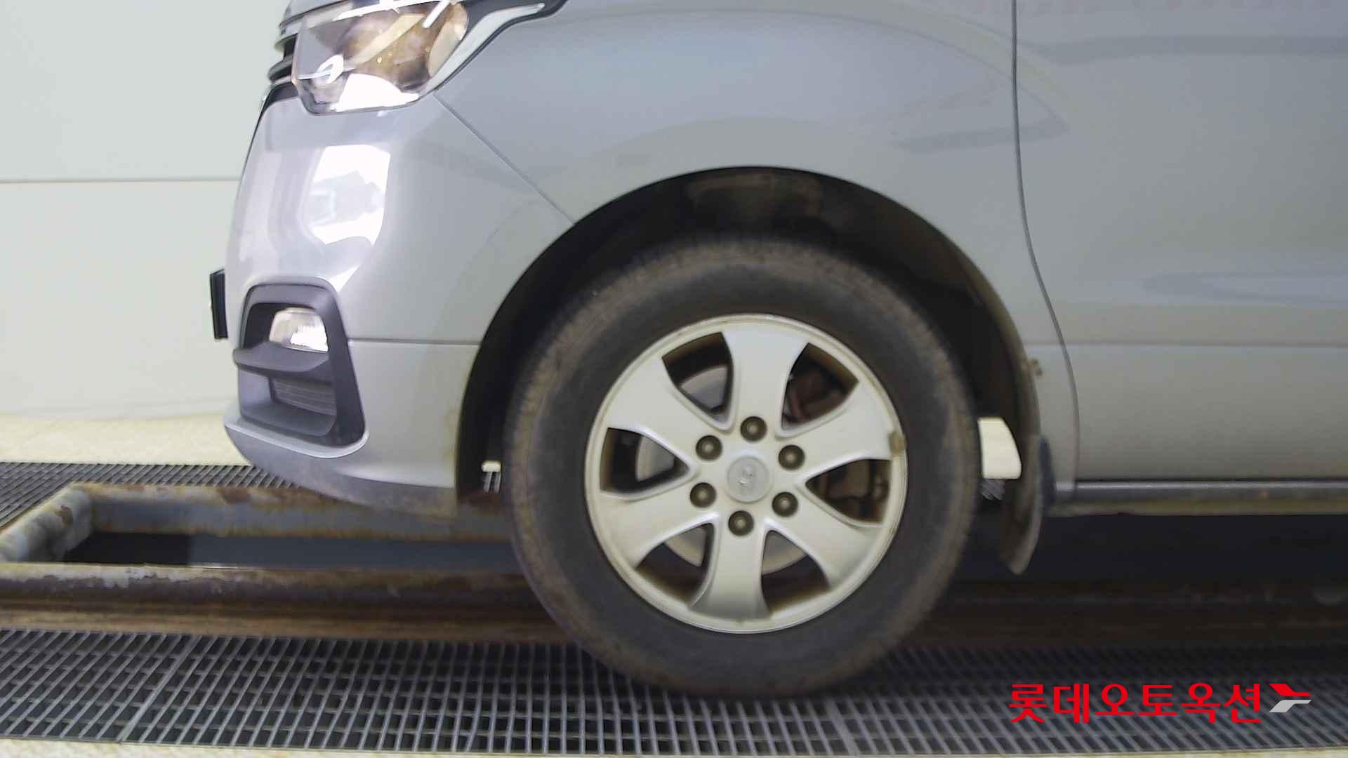 Hyundai Grand Starex id 2703918 из Кореи 21