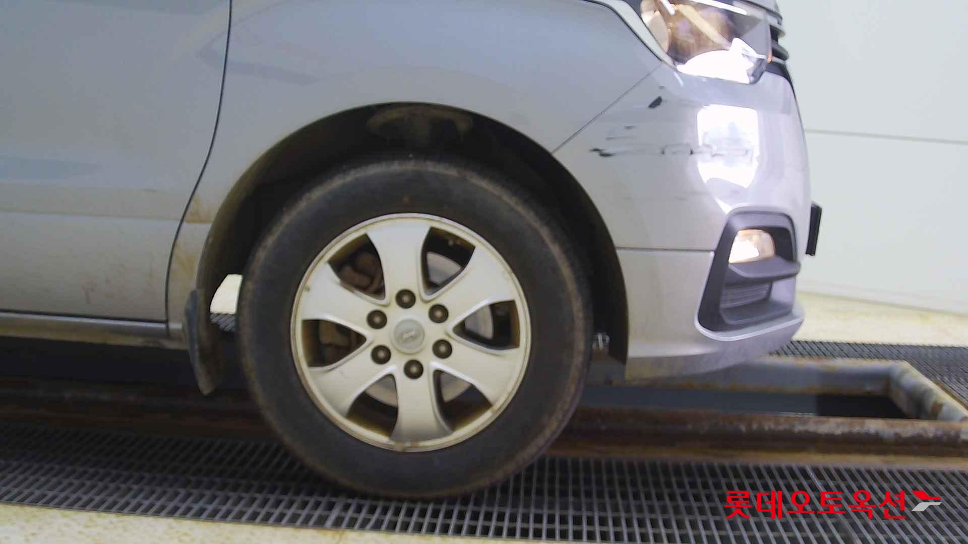 Hyundai Grand Starex id 2703918 из Кореи 23