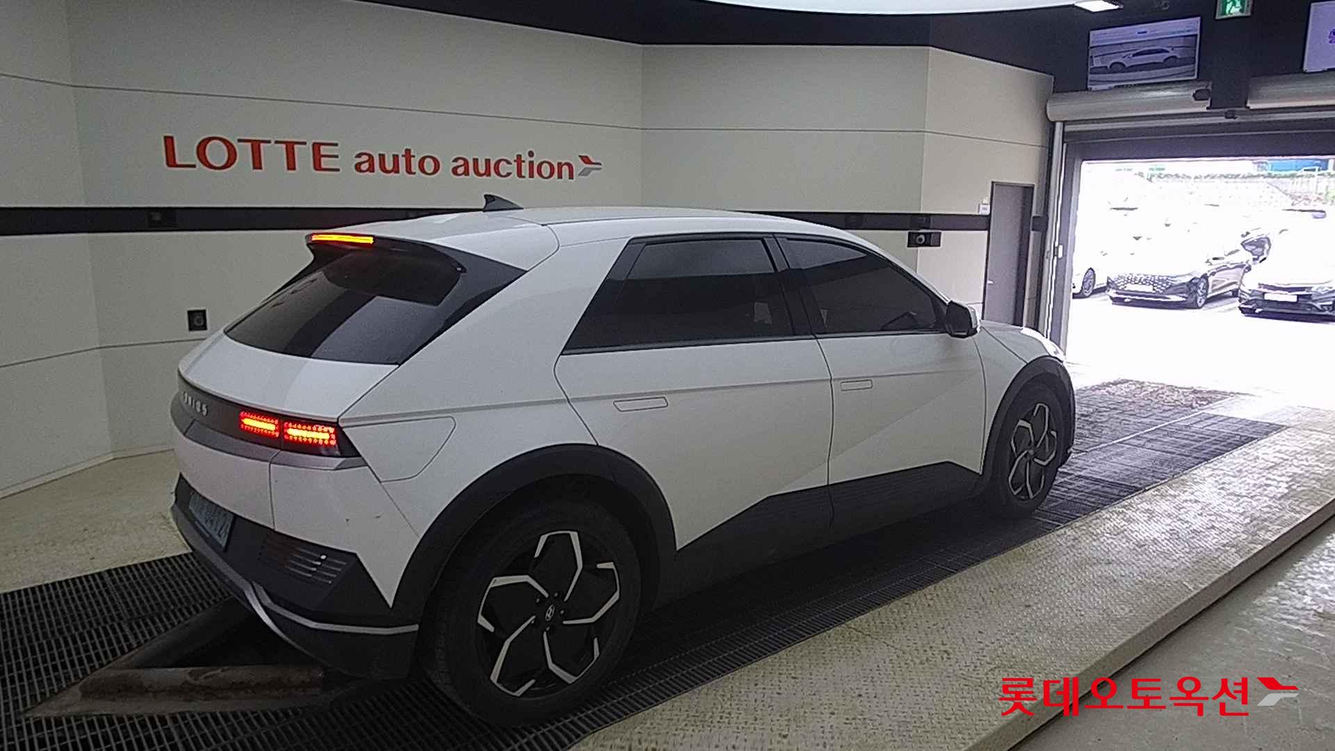 Hyundai IONIQ 5 id 2720987 из Кореи 19