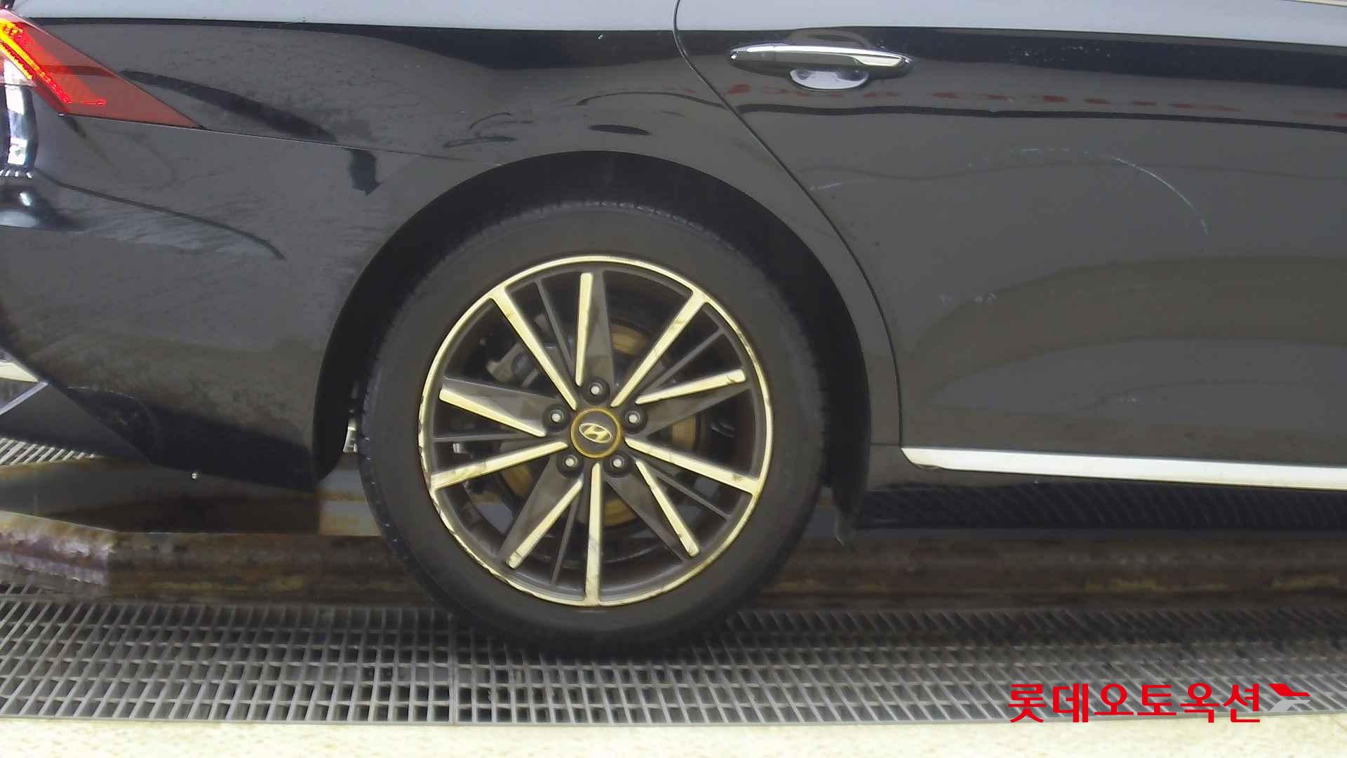 Hyundai Grandeur id 2698338 из Кореи 24