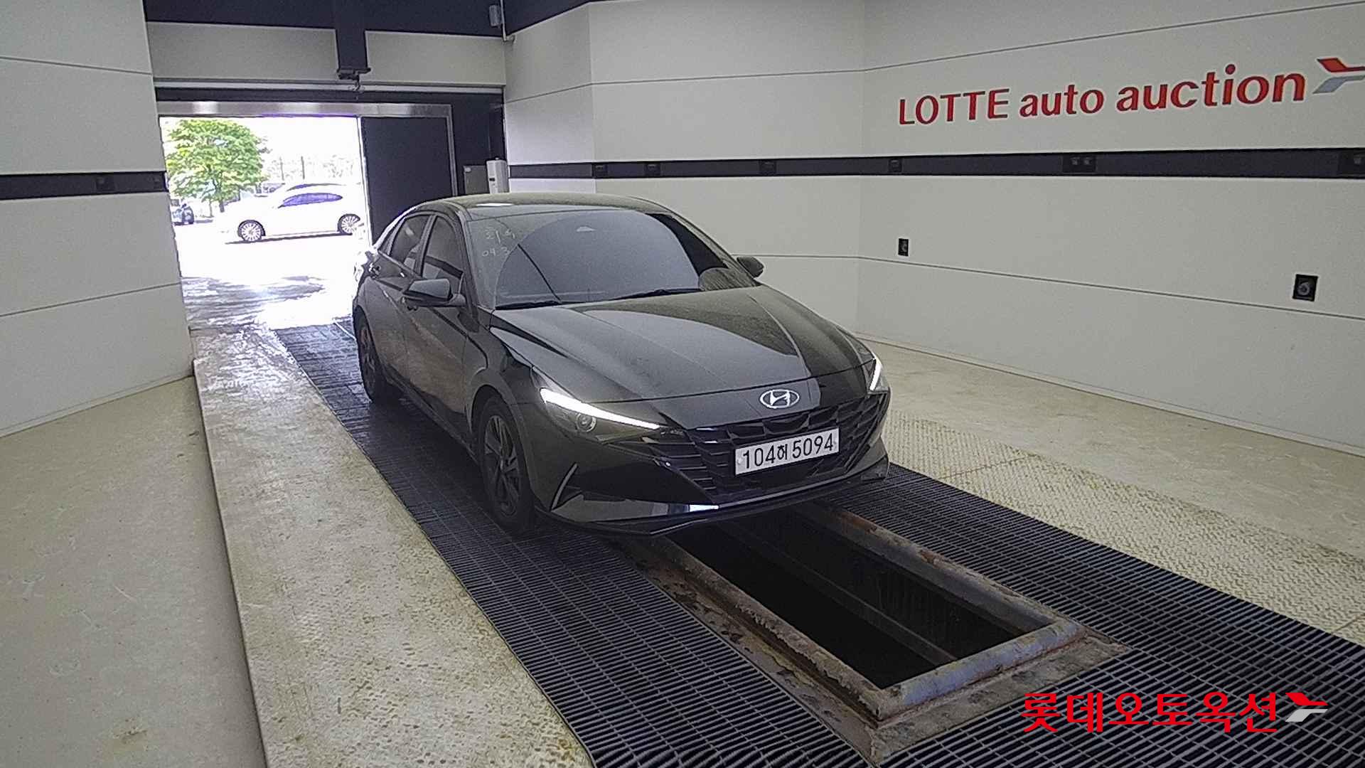 Hyundai Avante Hybrid id 2698380 из Кореи 15