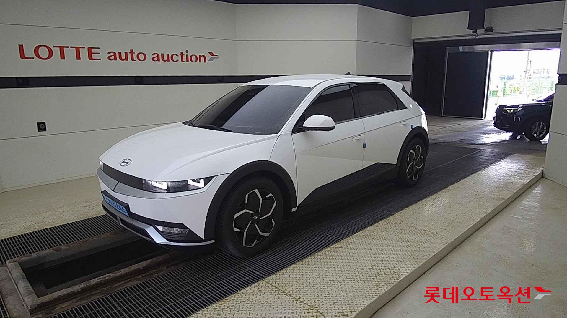 Hyundai IONIQ 5 id 2704031 из Кореи 13