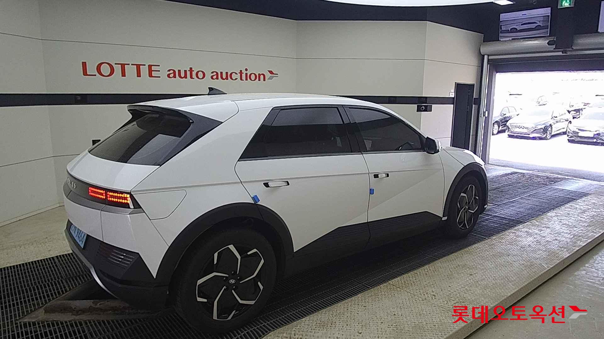 Hyundai IONIQ 5 id 2704031 из Кореи 19