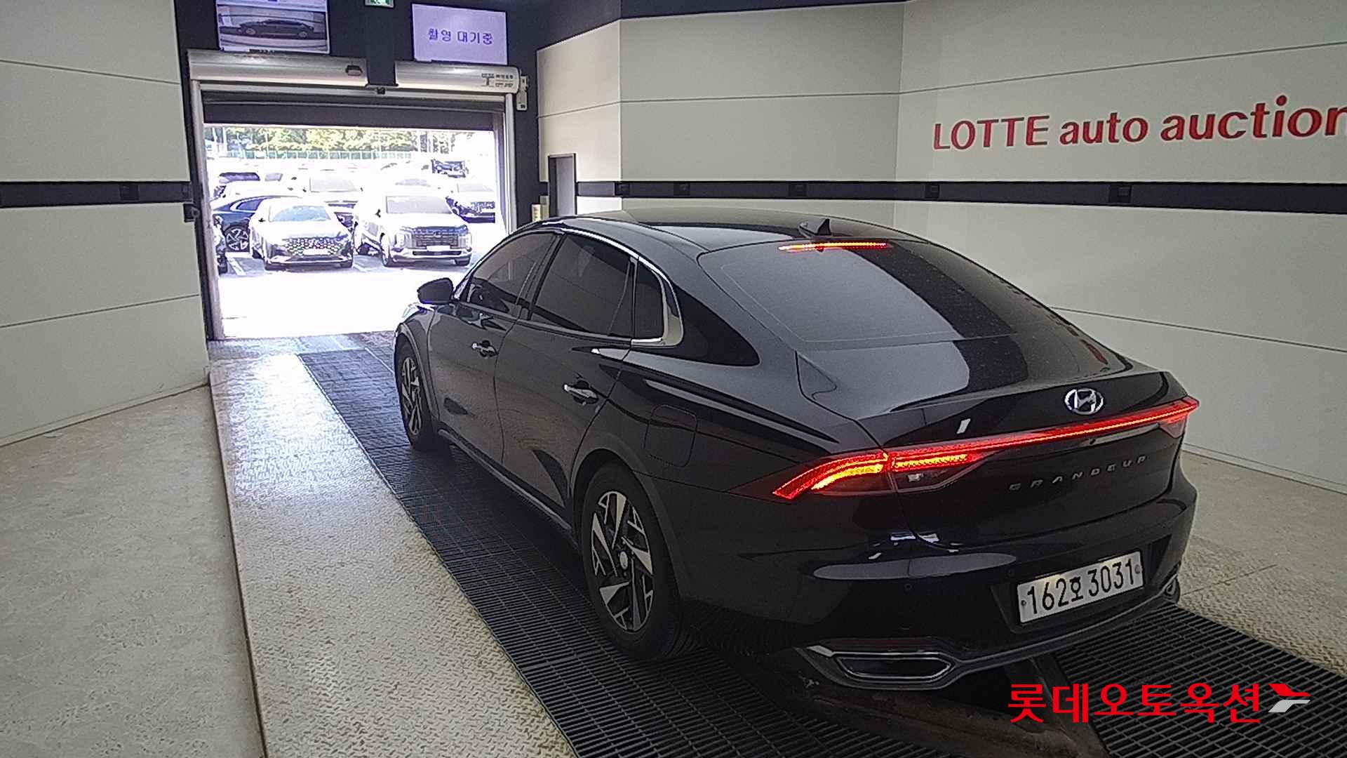 Hyundai Grandeur Hybrid id 2684432 из Кореи 9