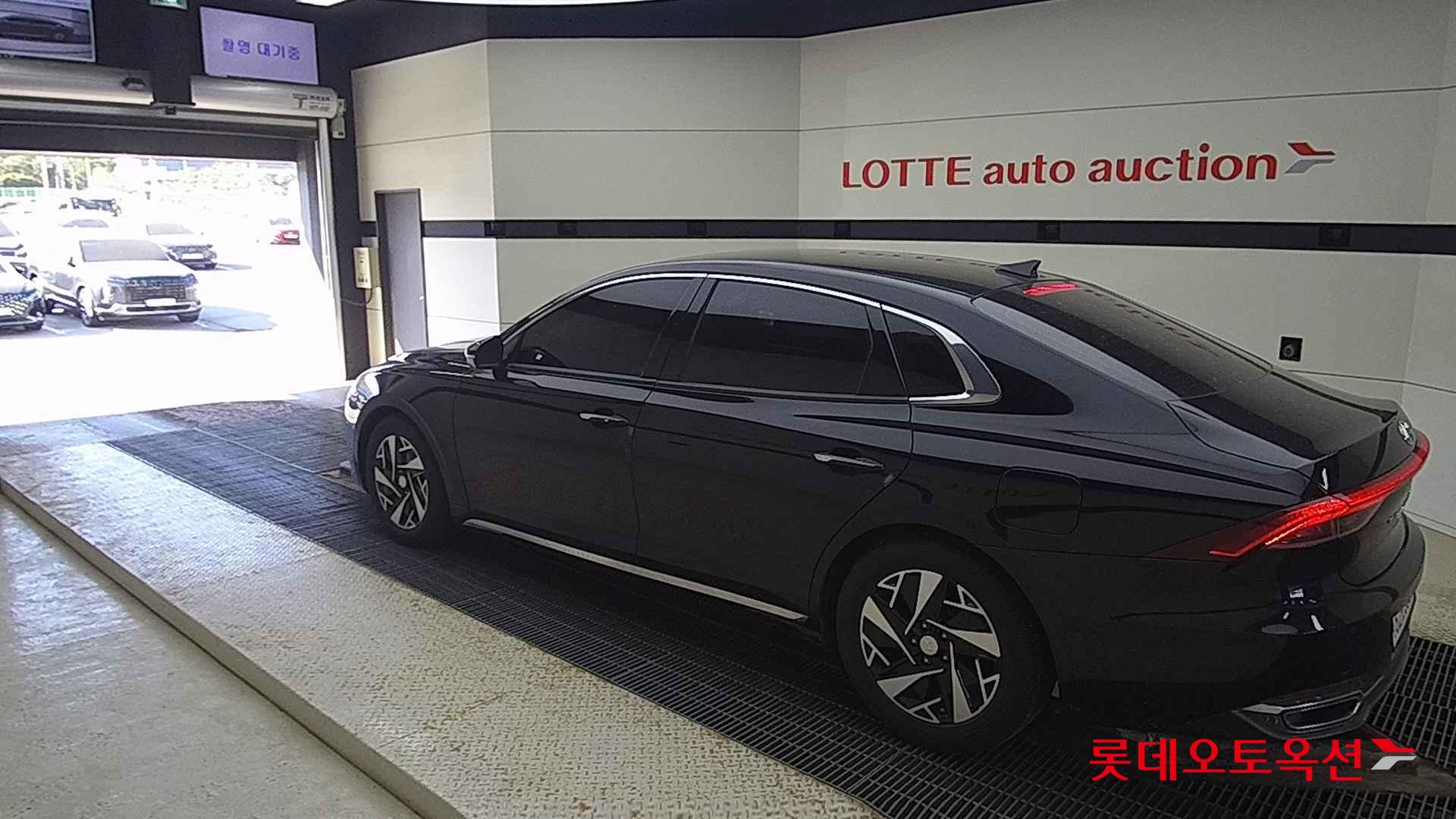 Hyundai Grandeur Hybrid id 2684432 из Кореи 10