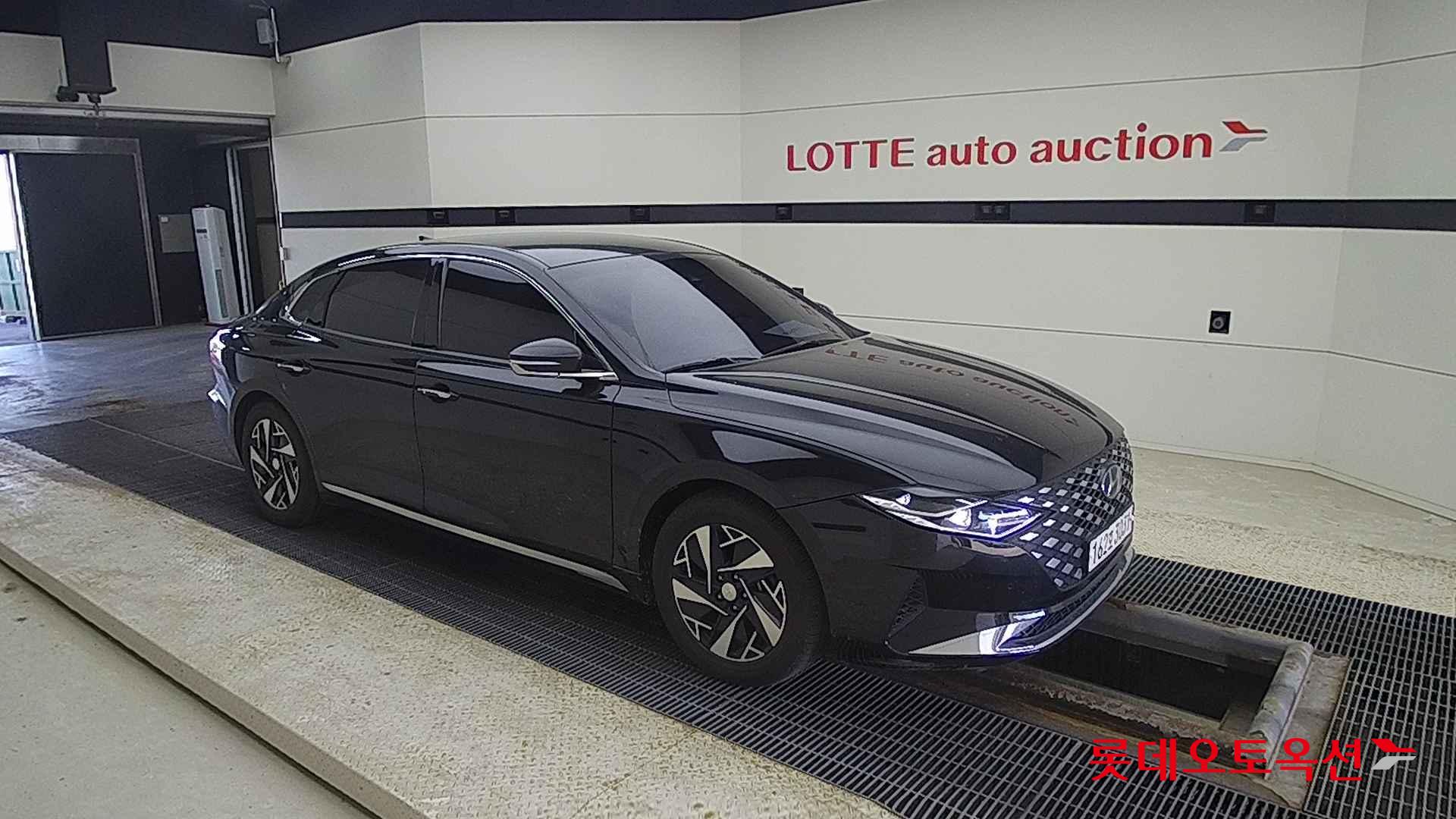 Hyundai Grandeur Hybrid id 2684432 из Кореи 16