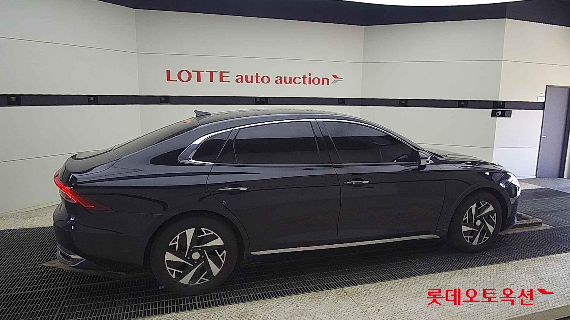 Hyundai Grandeur Hybrid id 2684432 из Кореи 18