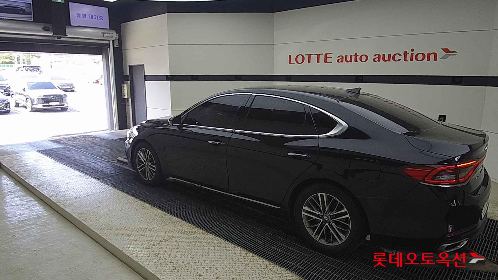 Hyundai Grandeur id 2698381 из Кореи 10