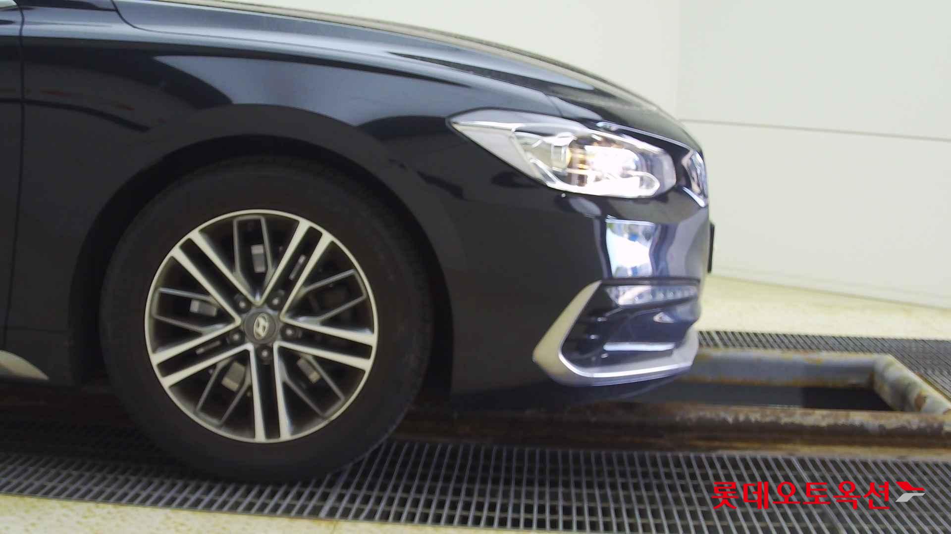 Hyundai Grandeur id 2698381 из Кореи 23