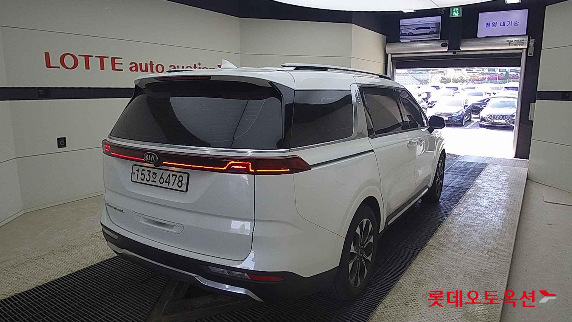 Kia Carnival id 2684537 из Кореи 20