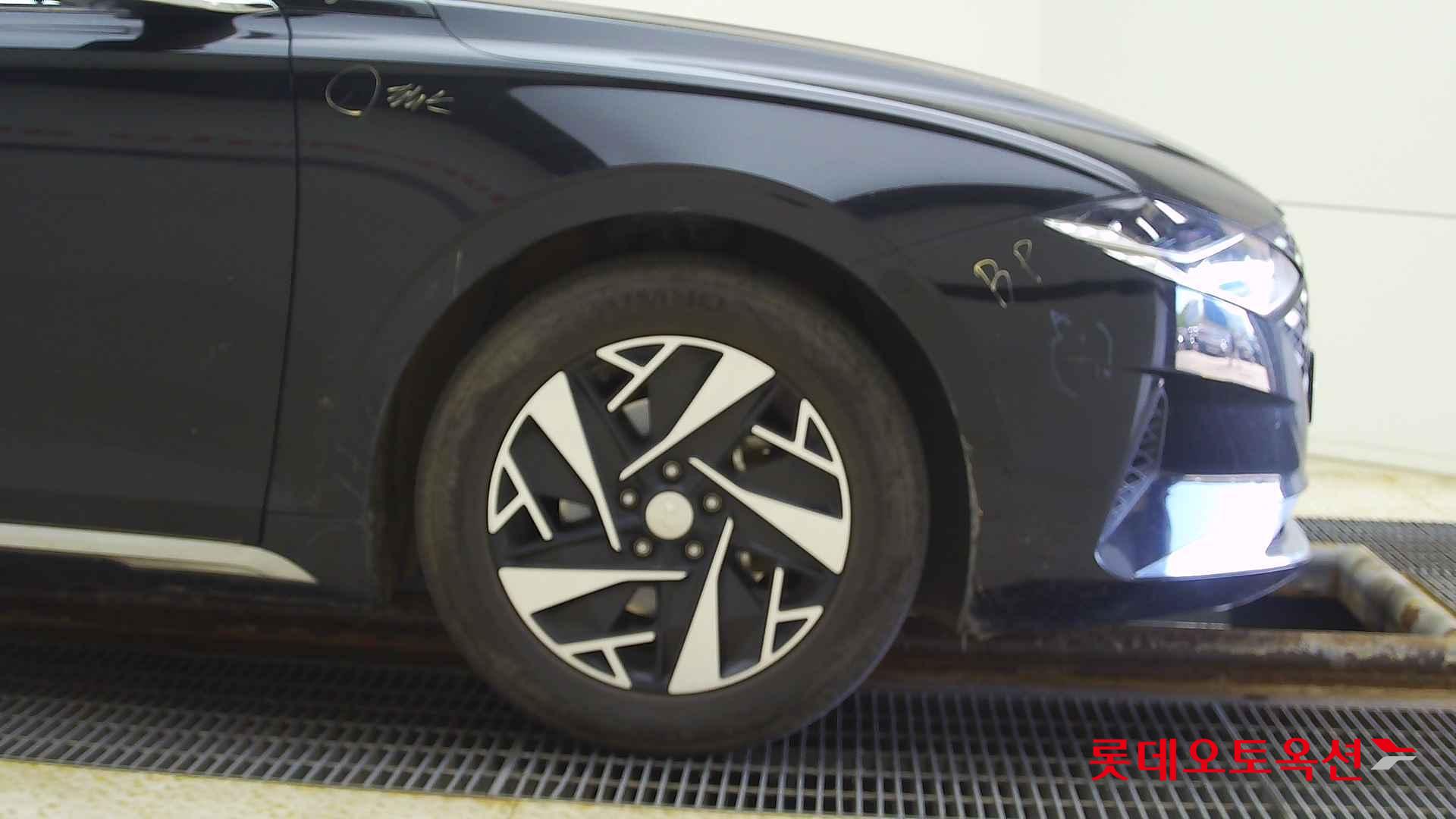 Hyundai Grandeur Hybrid id 2684433 из Кореи 23