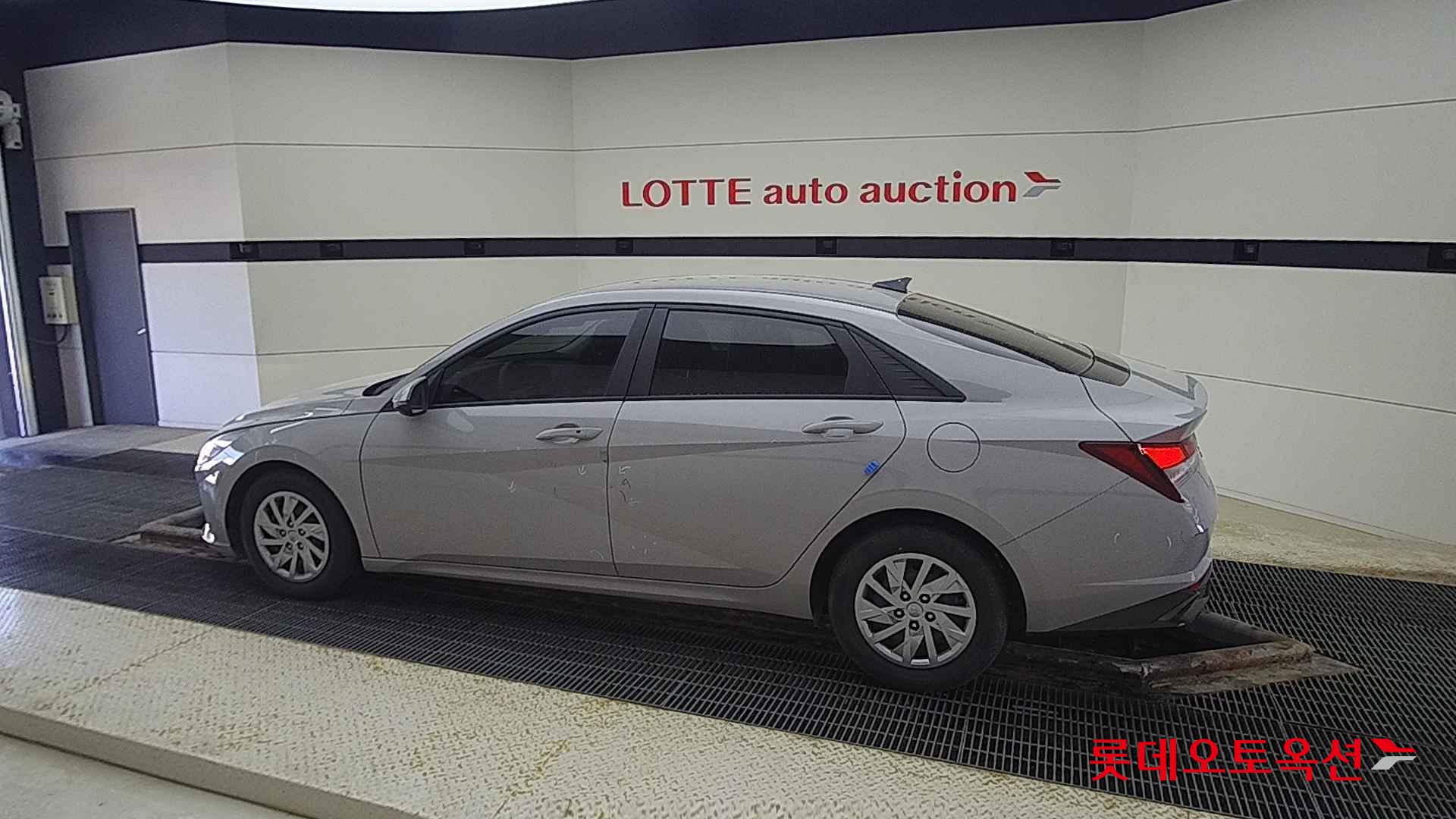 Hyundai Avante id 2698350 из Кореи 11