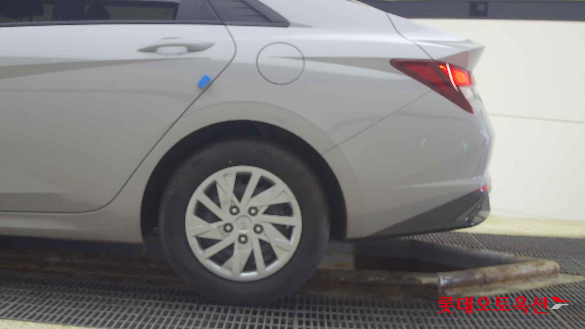 Hyundai Avante id 2698350 из Кореи 22