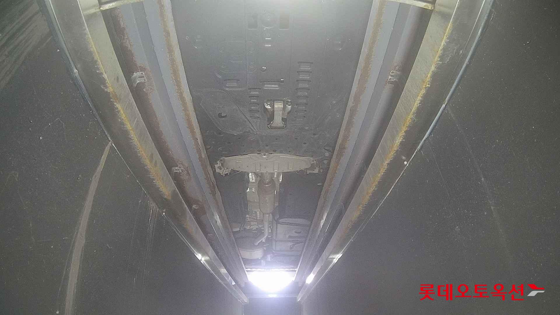 Kia Carnival id 2698441 из Кореи 26