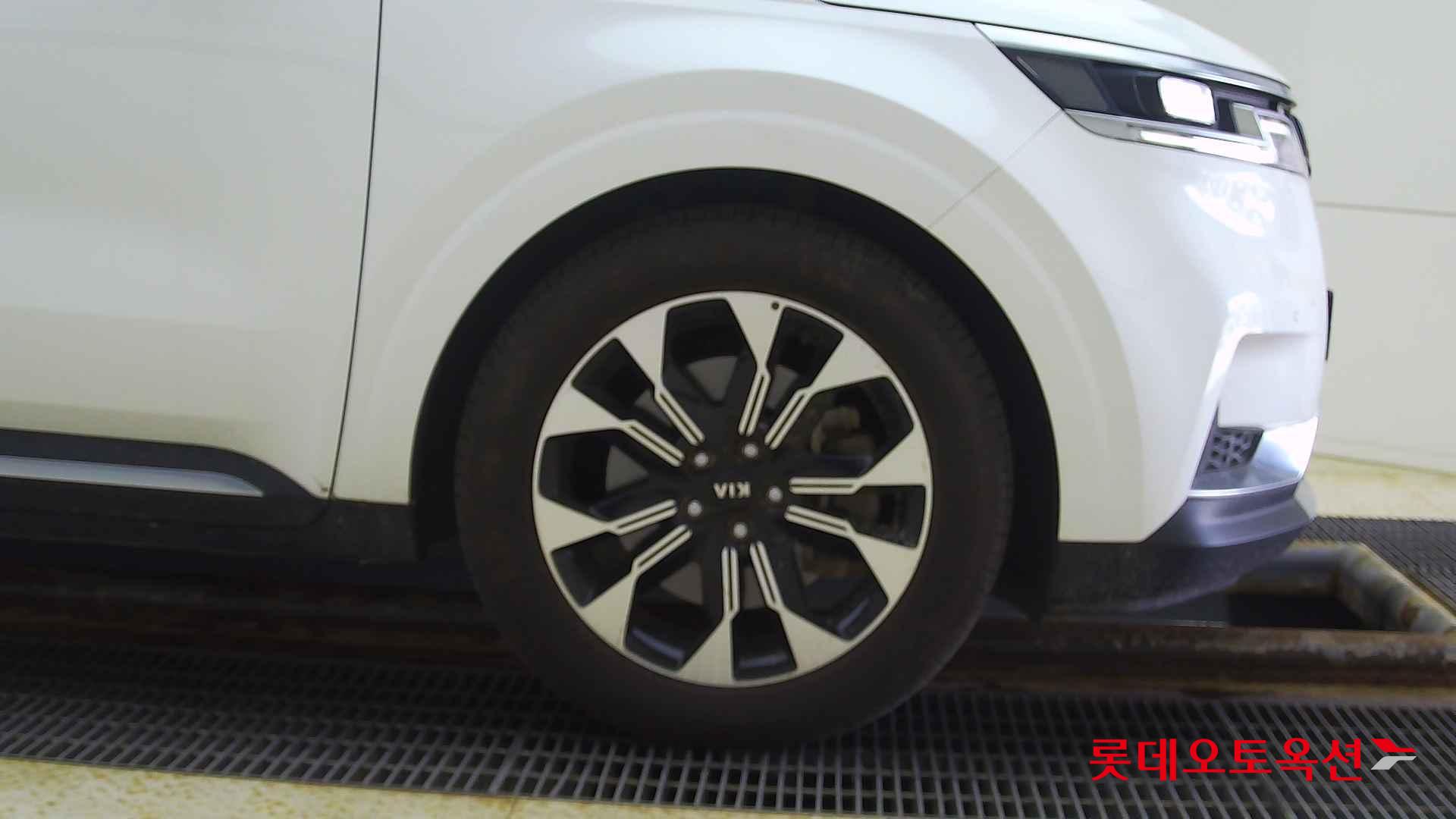 Kia Carnival Limousine id 2704062 из Кореи 23